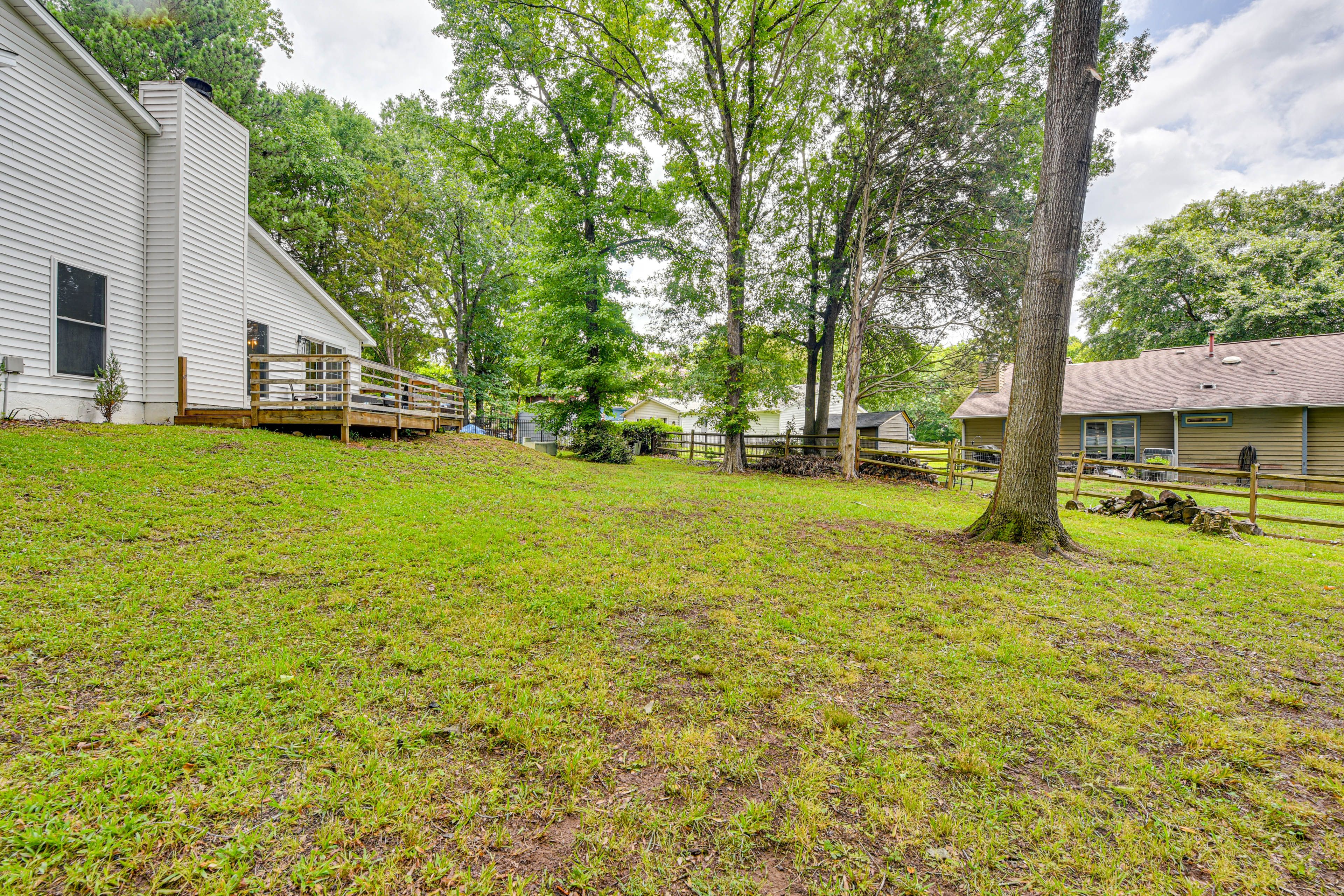 Private Yard | Fully Fenced