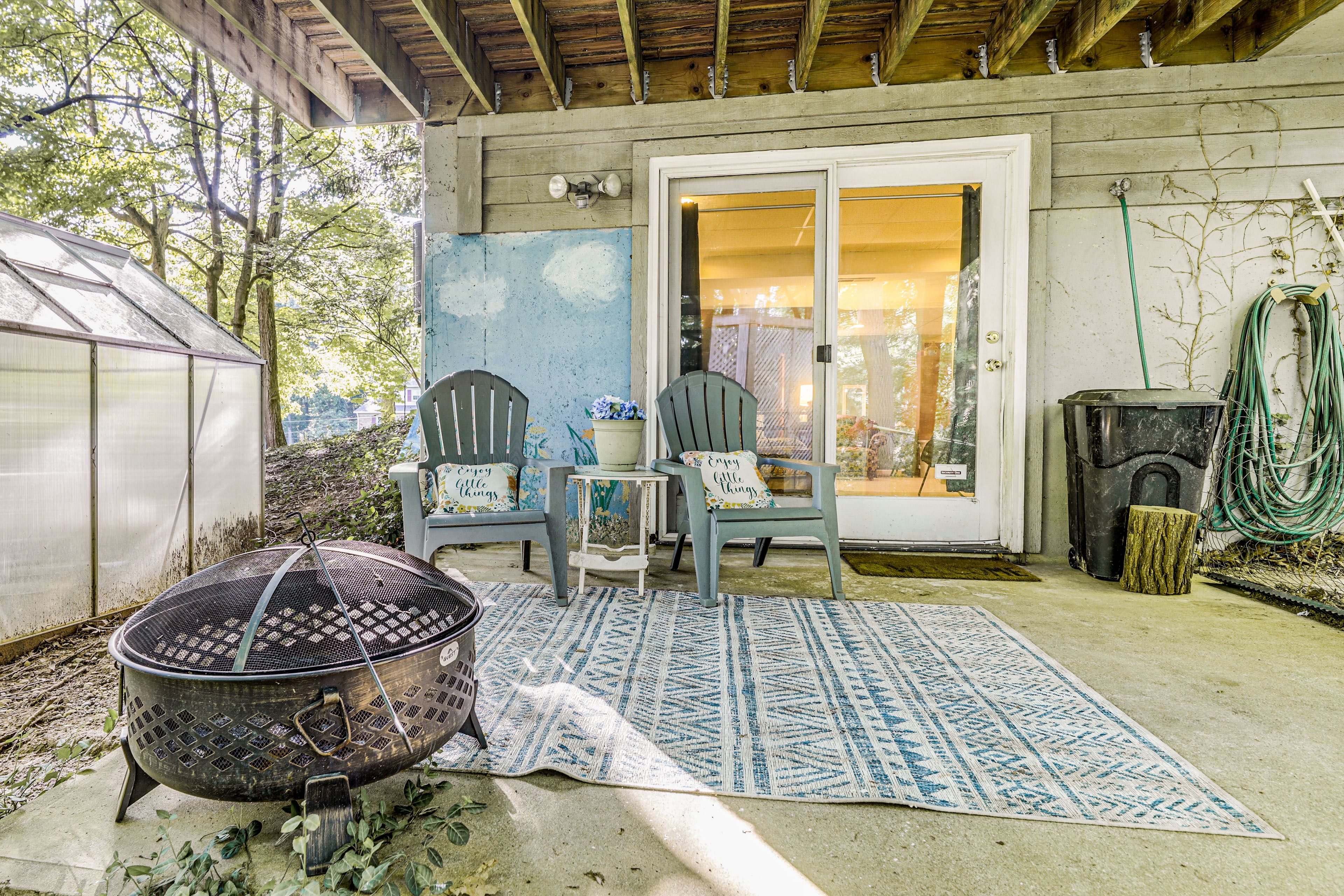 Covered Patio w/ Seating | Wood-Burning Fire Pit