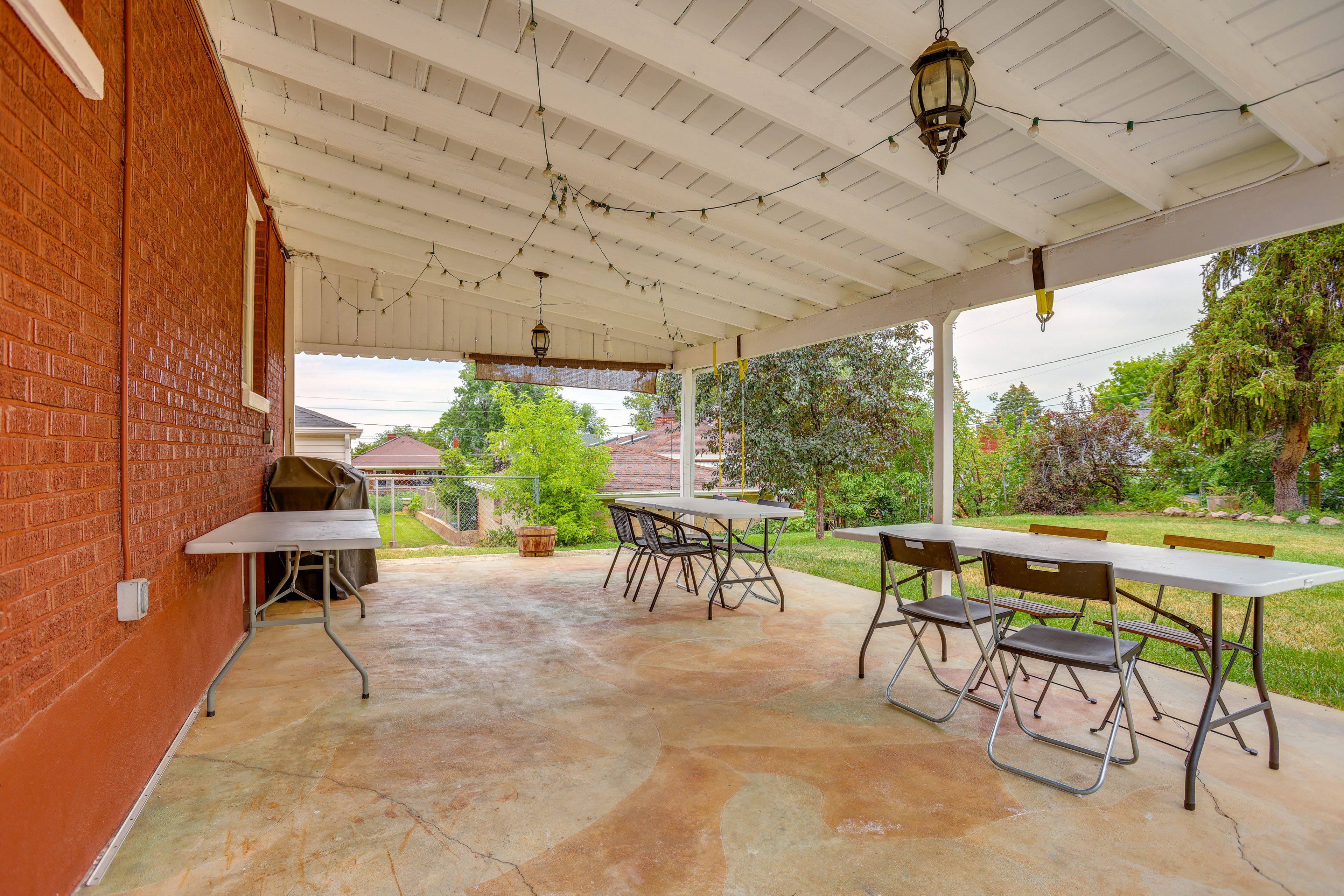 Covered Patio | Gas Grill | Outdoor Dining | Private Yard
