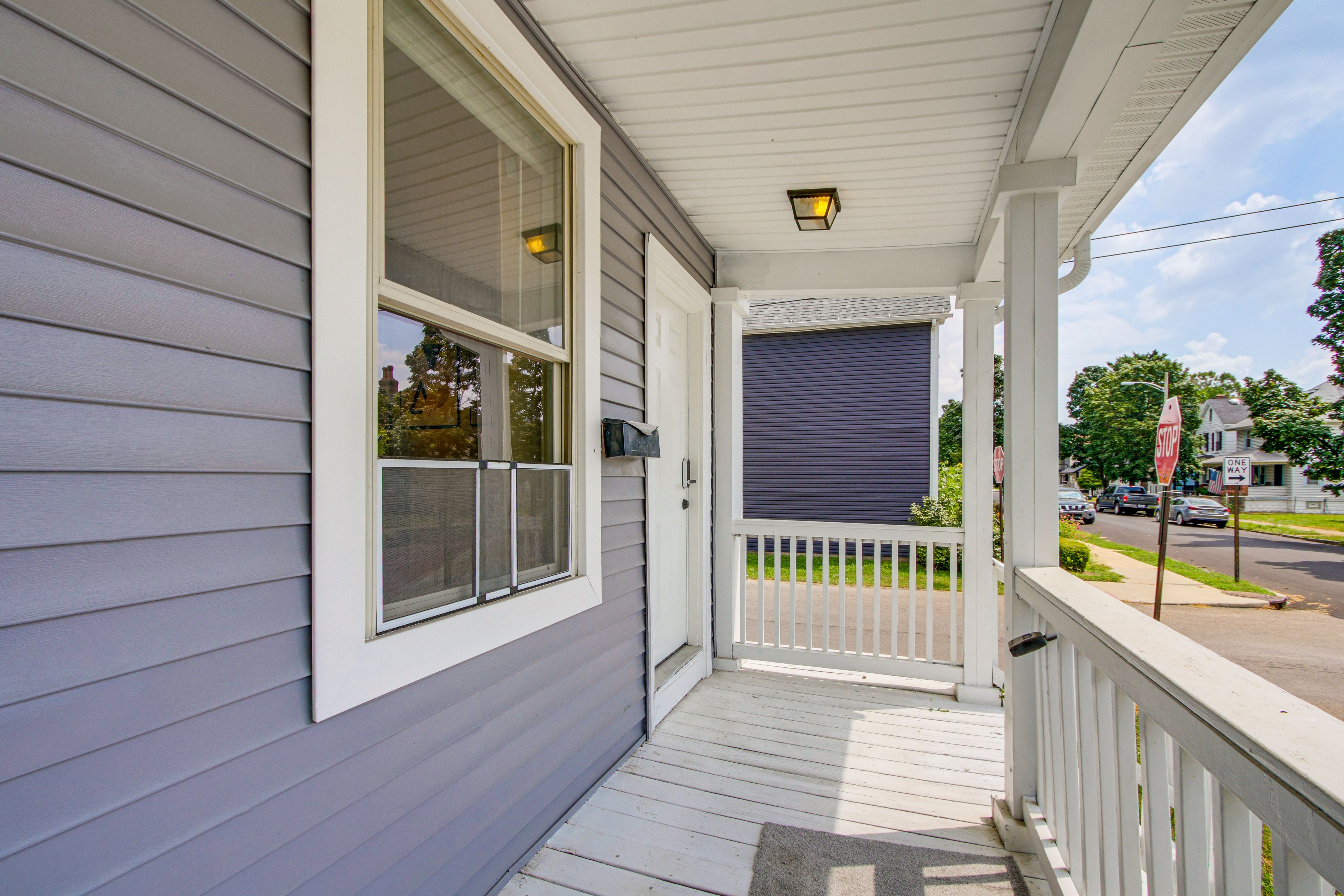 Home Exterior | Parking | Free Street Parking