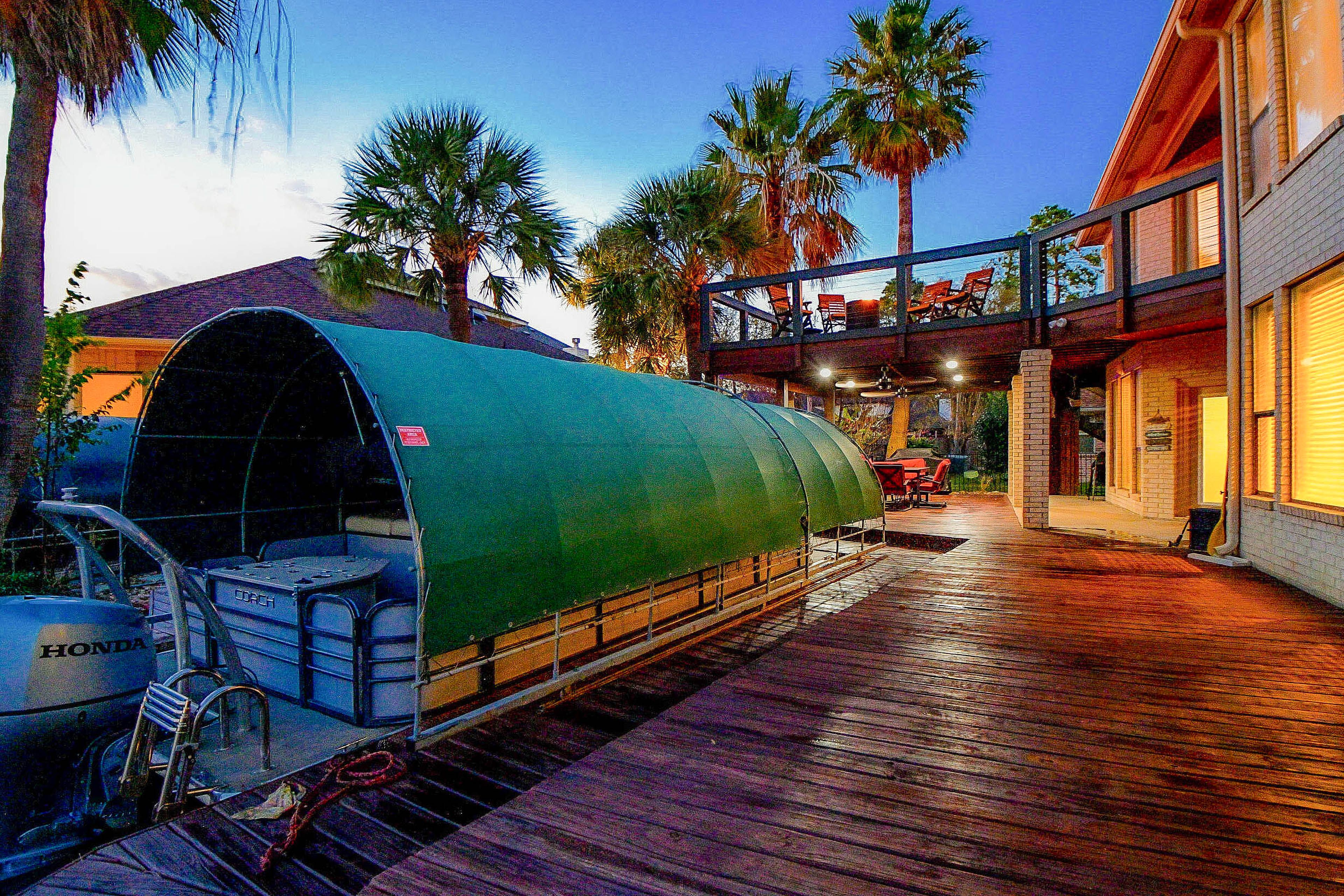 Lake Conroe Views & Access | Dock & Boat Unavailable