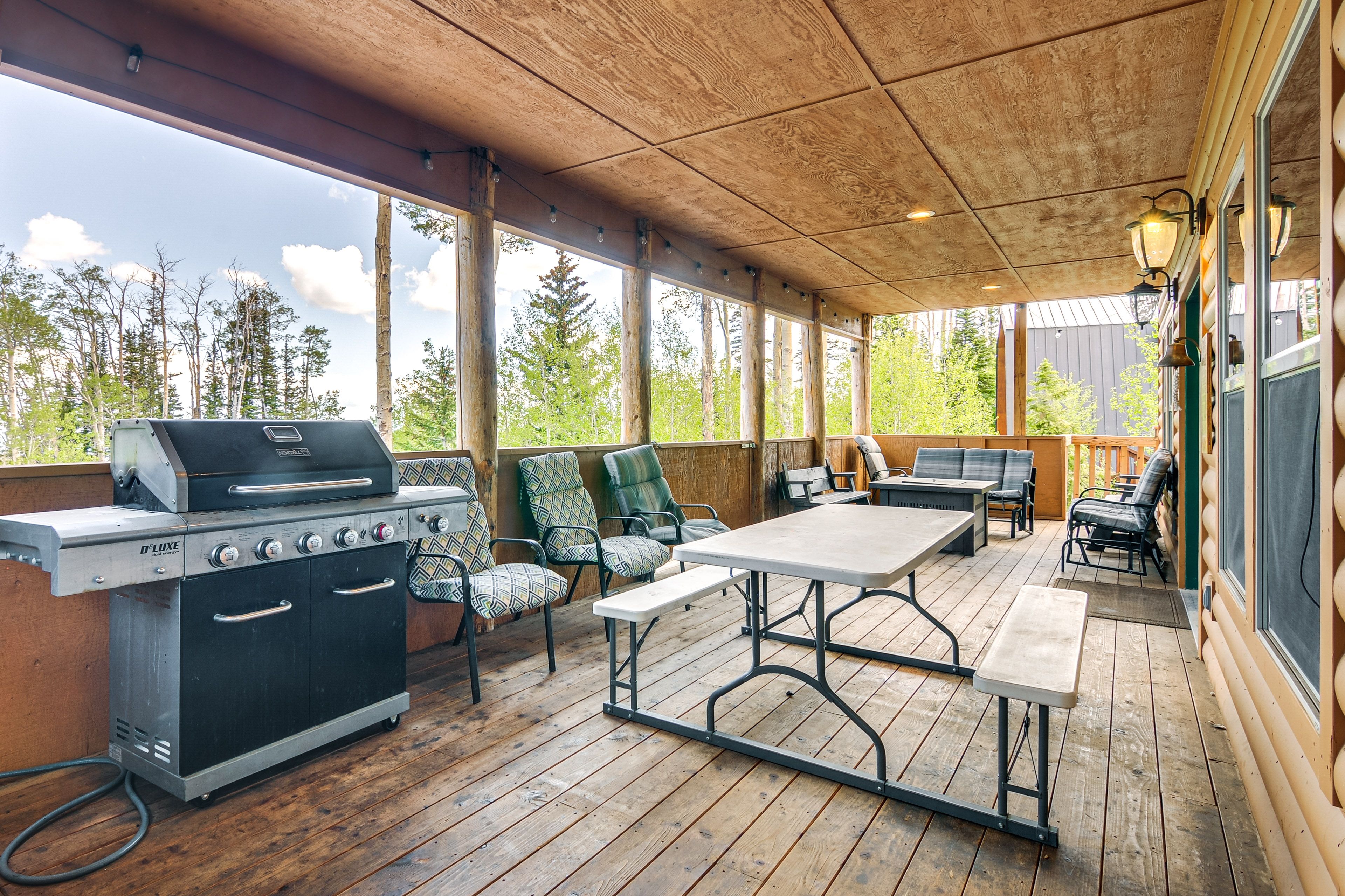 Deck | Gas Grill | Propane Fire Pit | Forest Views