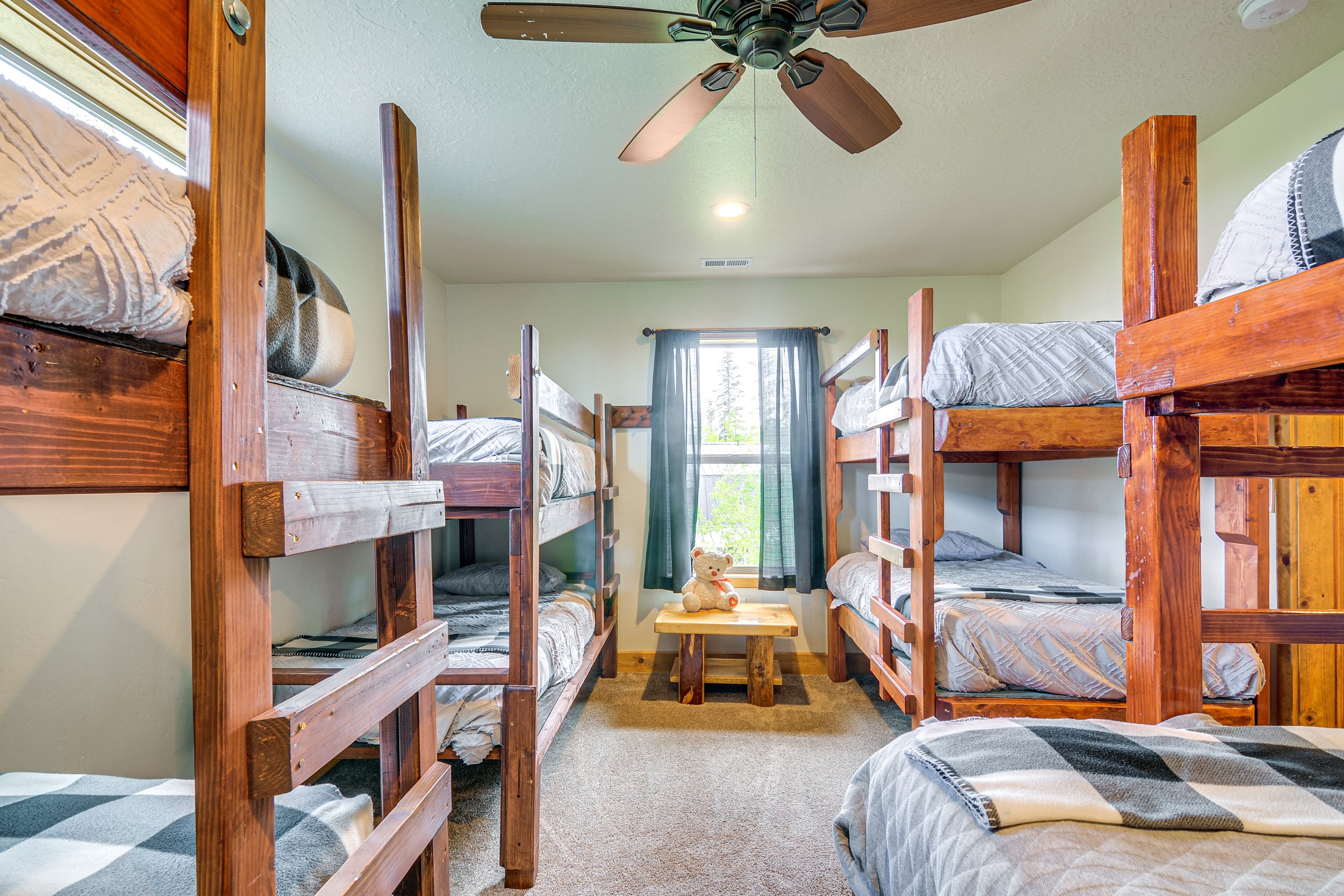 Bedroom 6 | 3 Twin Bunk Beds | Twin/Queen Bunk Bed | Lower Floor