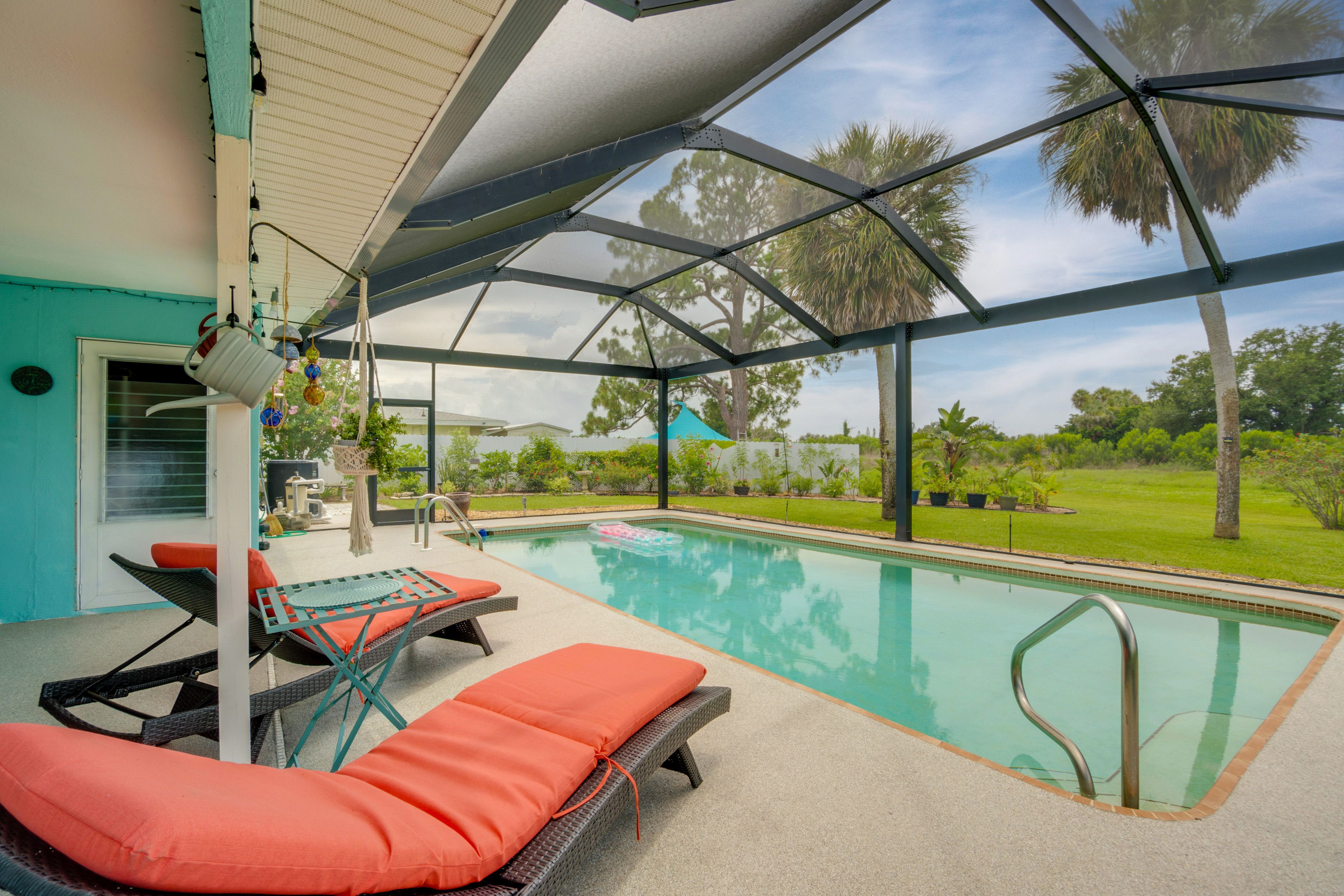 Port Charlotte Vacation Rental | 2BR | 3BA | 1 Step to Enter | 2,922 Sq Ft