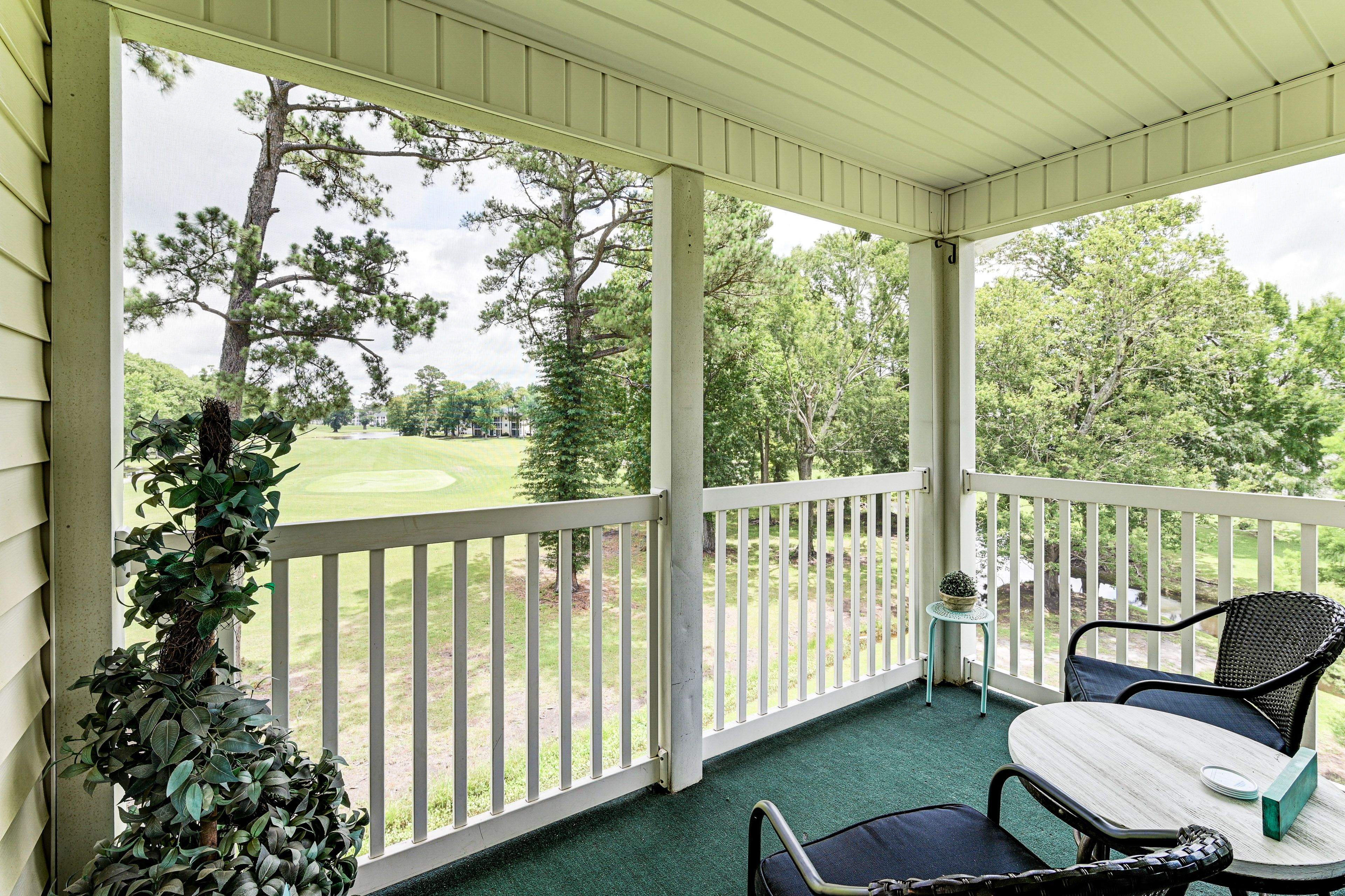 Screened Balcony | Golf Course View | Single-Story Condo