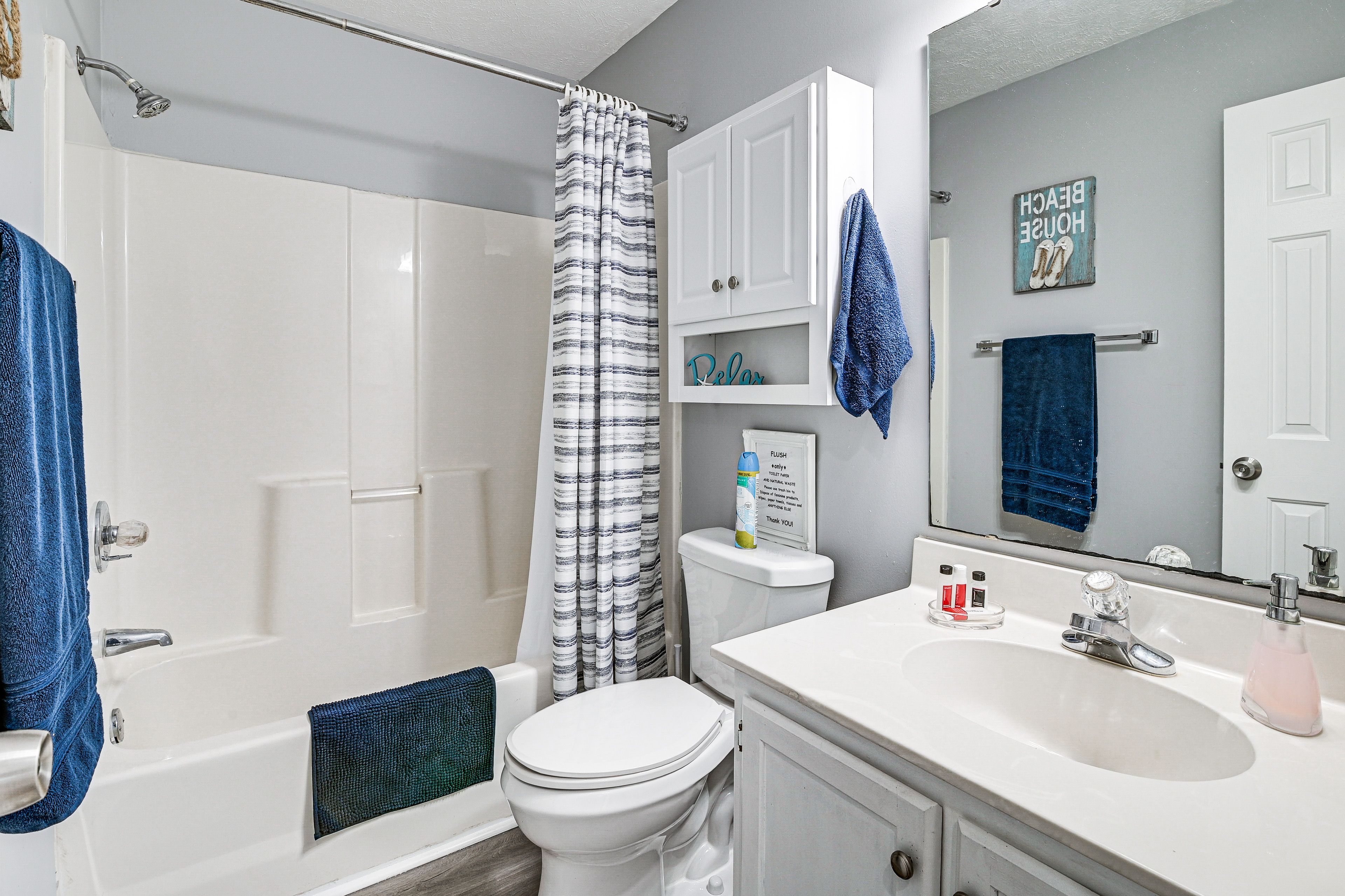 Full Bathroom