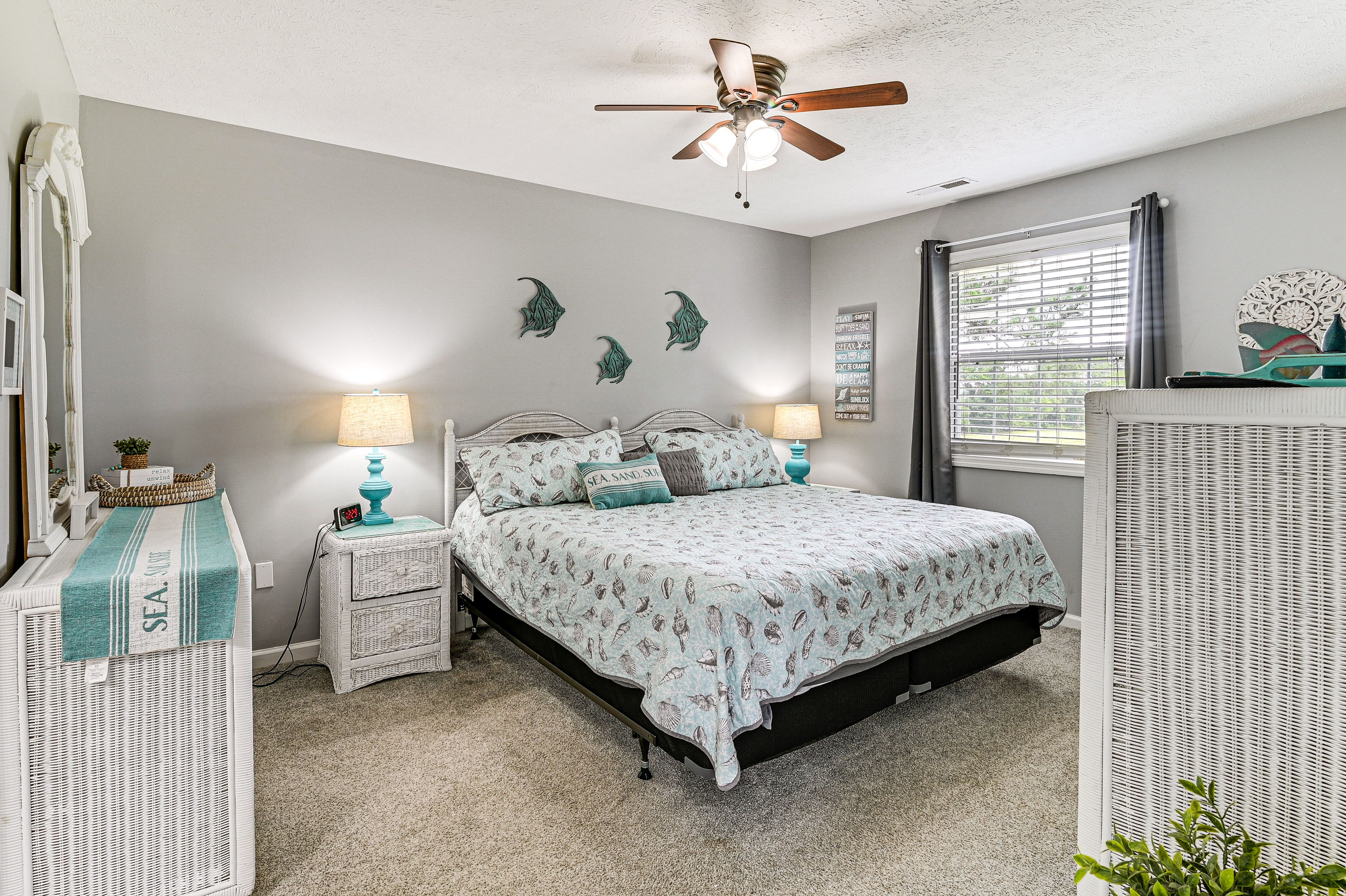 Bedroom 1 | King Bed | Linens Provided