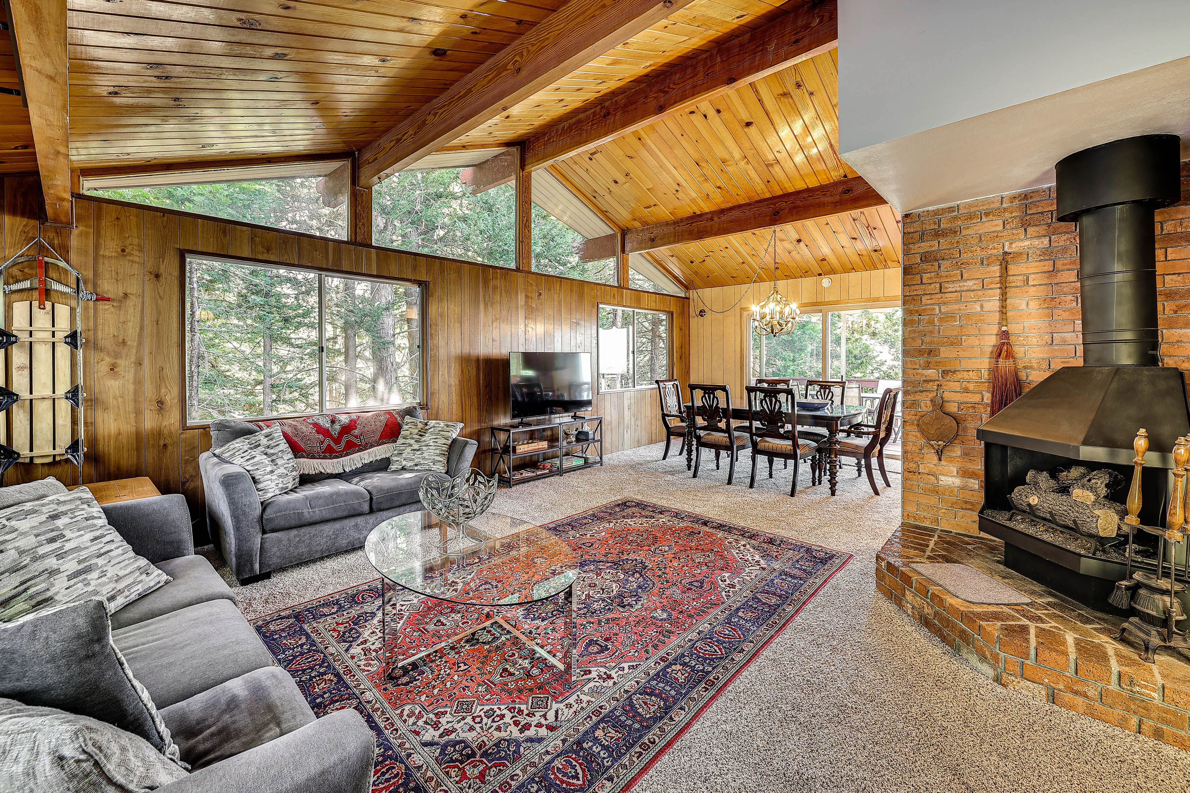Living Room | Main Floor | Gas Fireplace | Smart TV