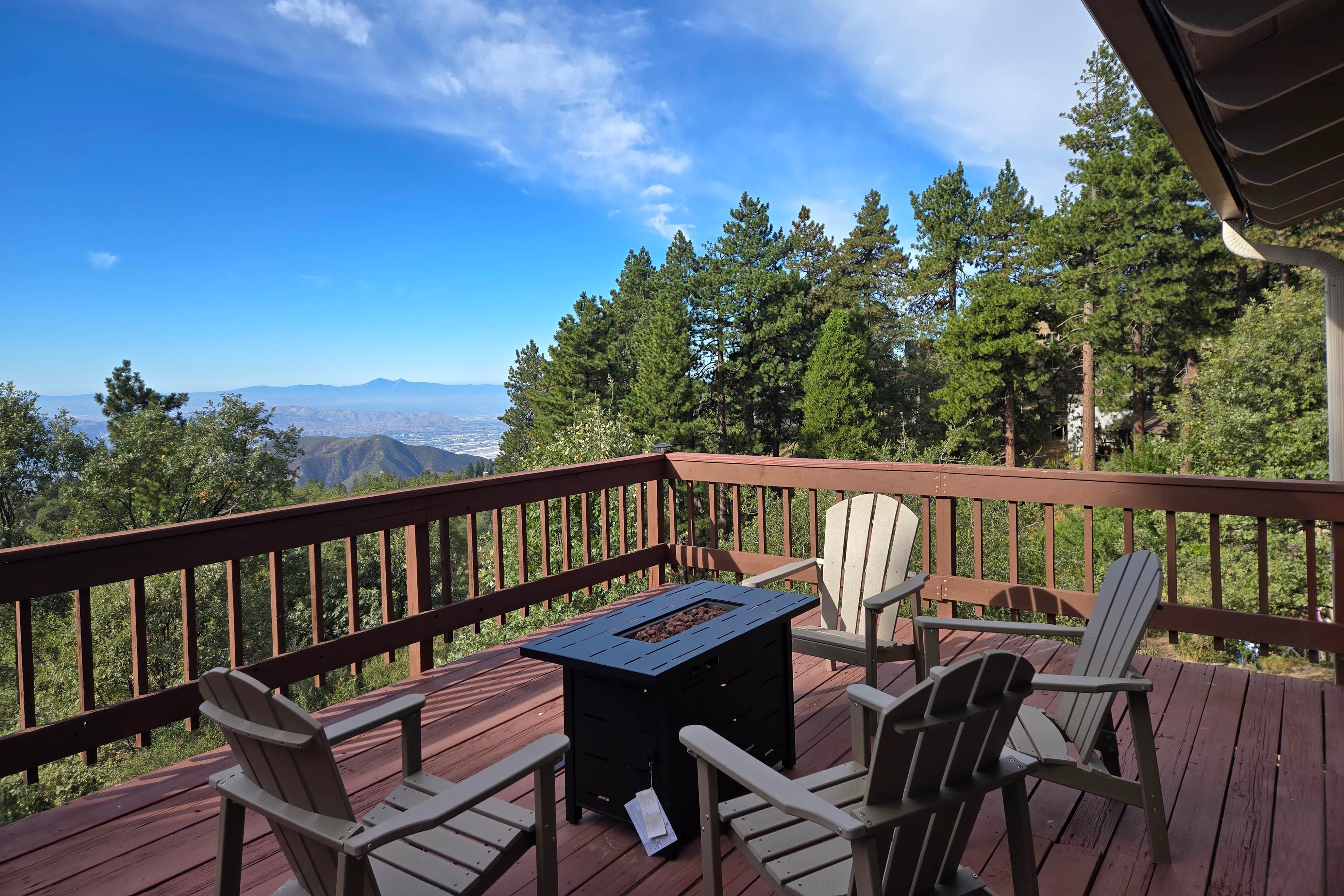 Running Springs Vacation Rental | 3BR | 2BA | Stairs Required | 1,694 Sq Ft