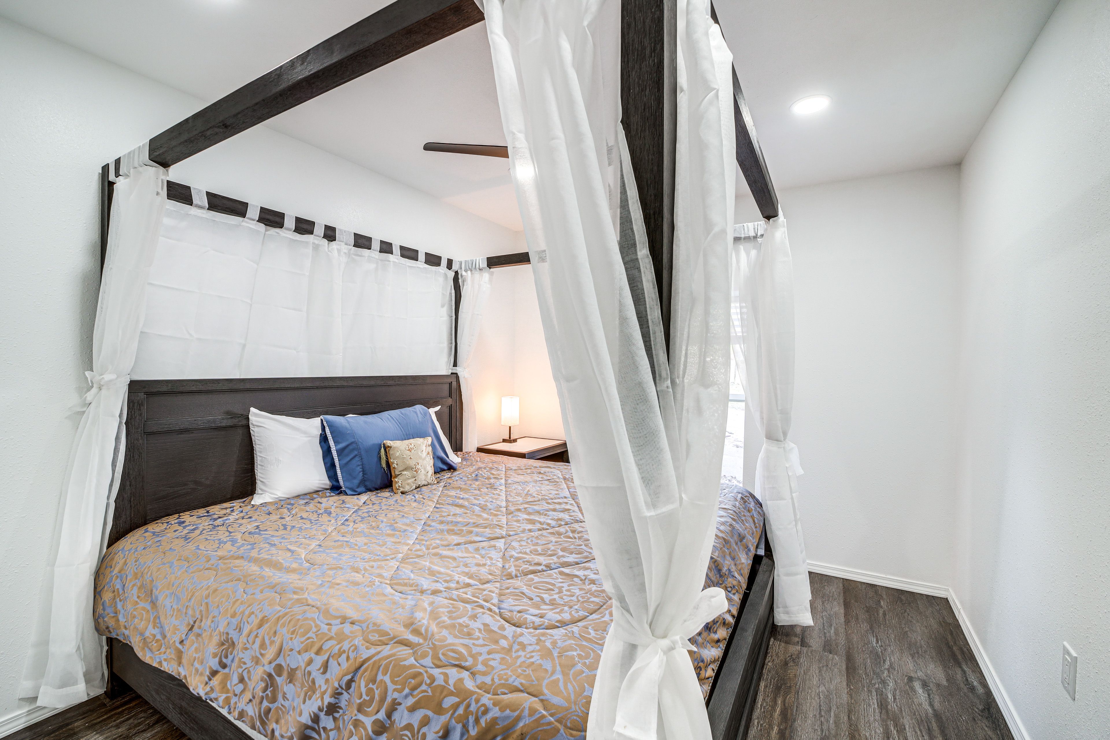 Bedroom 2 | Ground Floor | King Bed