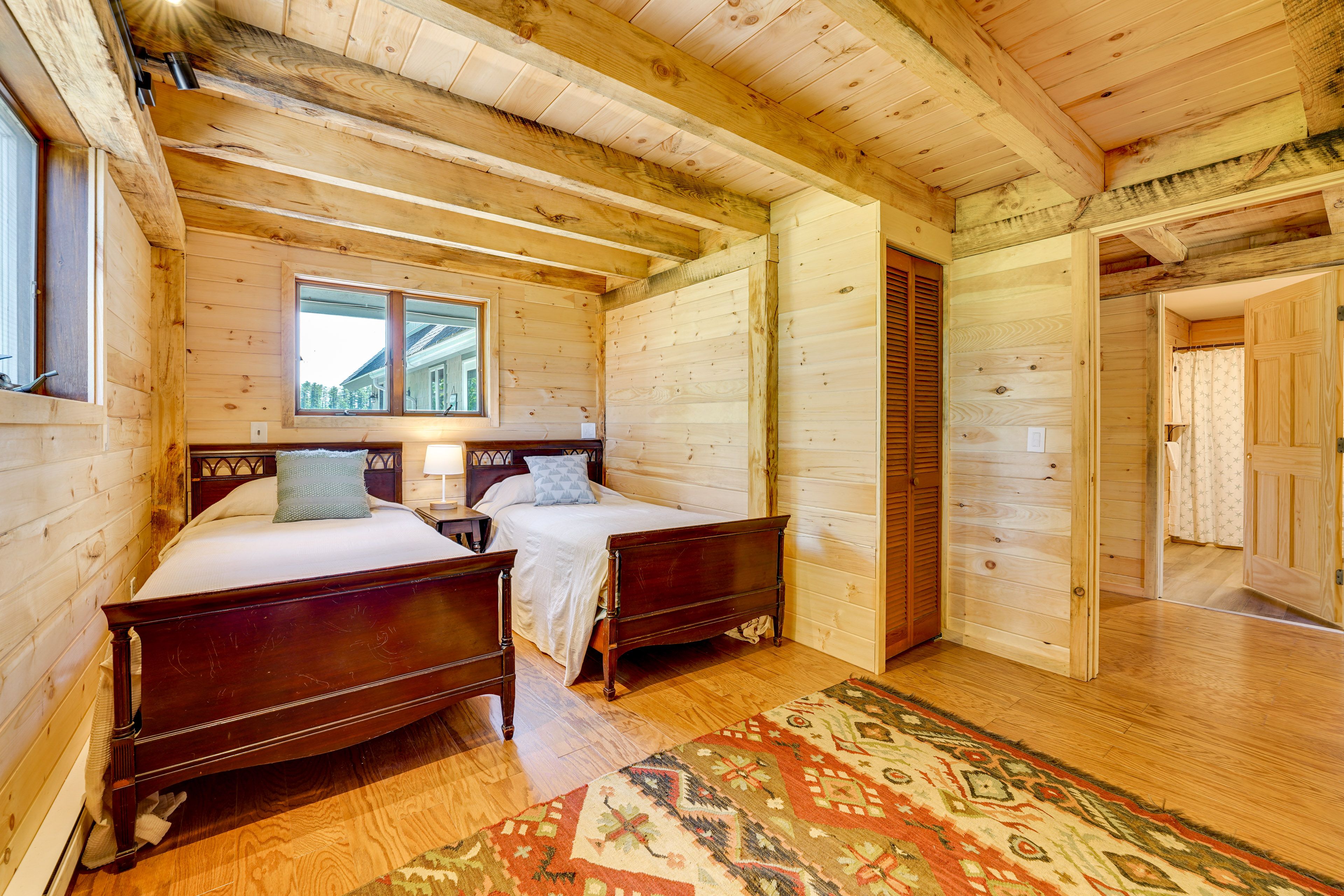 Bedroom 2 | 2 Twin Beds | Main Floor