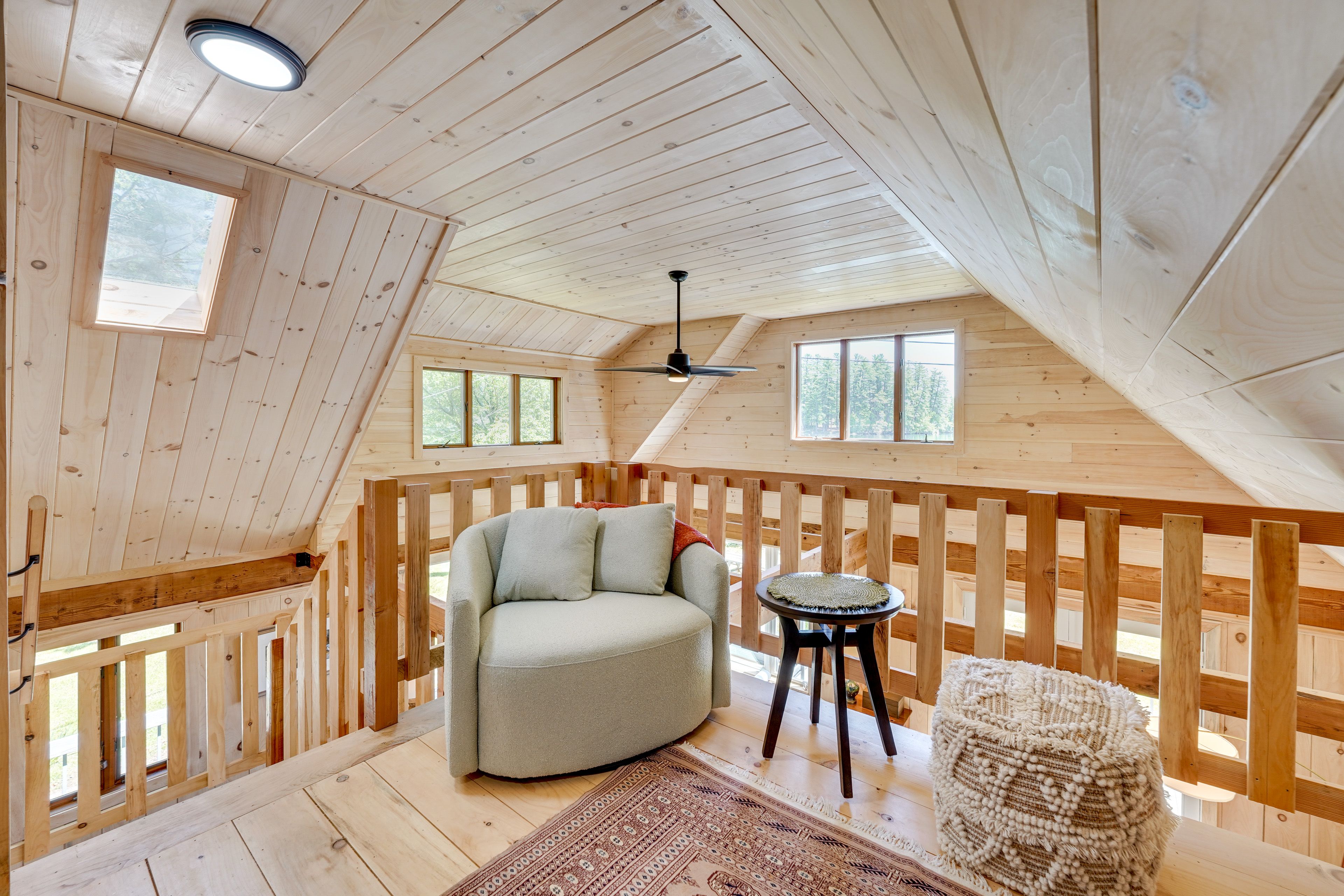 Sitting Area | Upper Floor