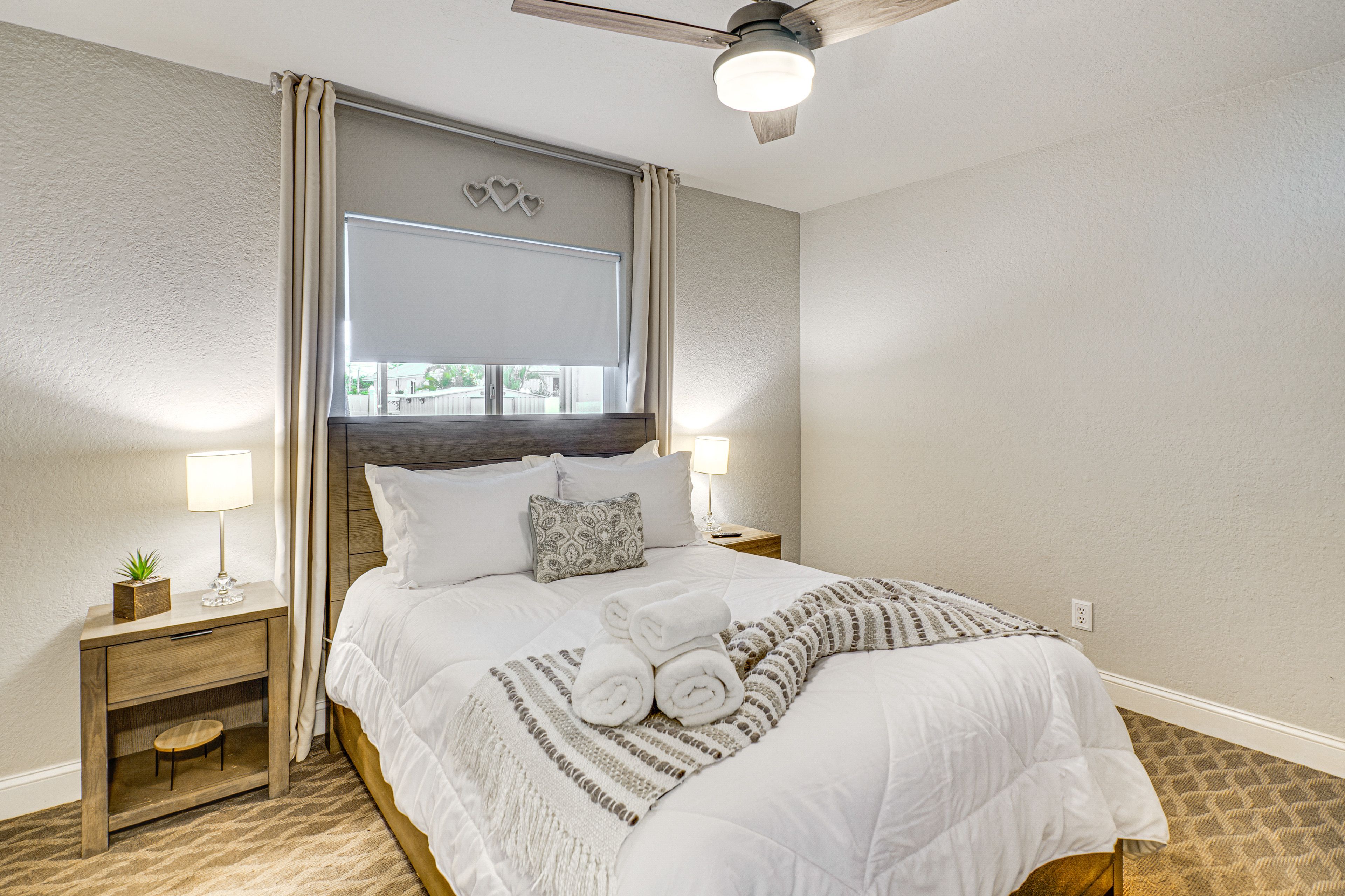 Bedroom 3 | Full Bed | Smart TV