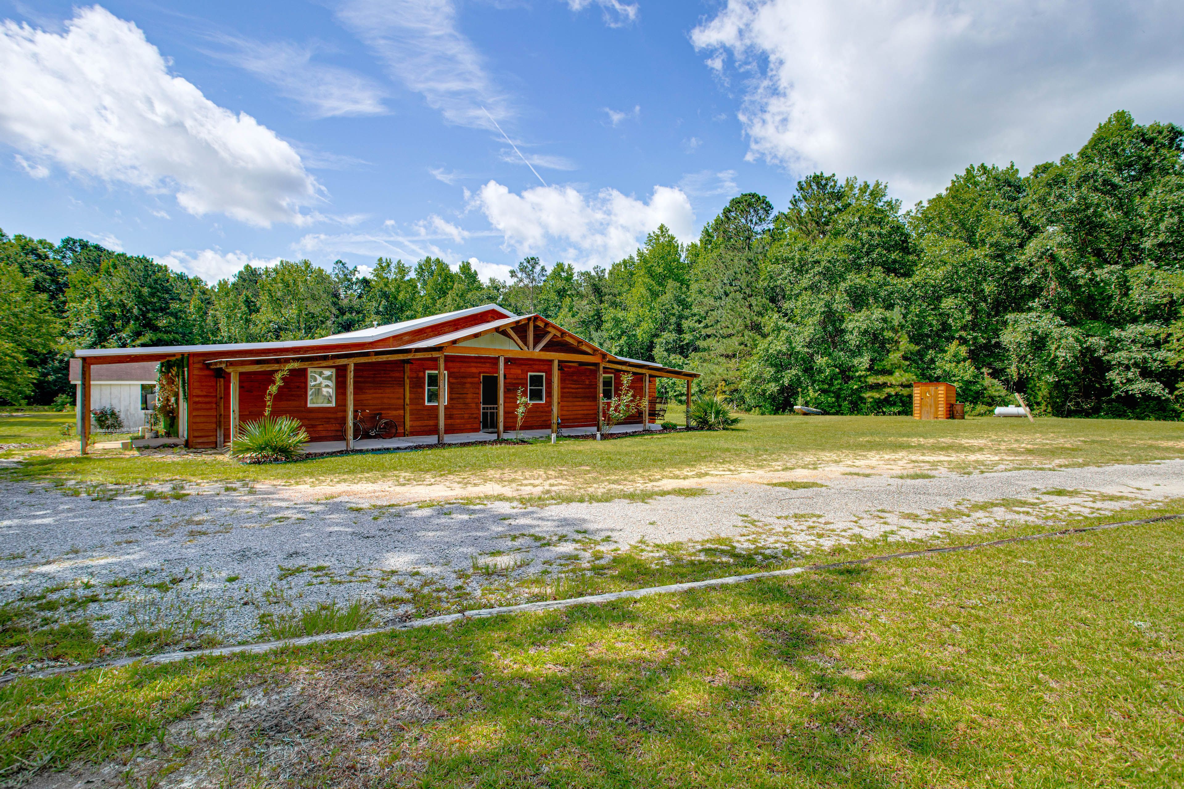 Parking | Driveway (5 Vehicles) | EV Charger Post | Camper Hookups (Addt'l Fee)