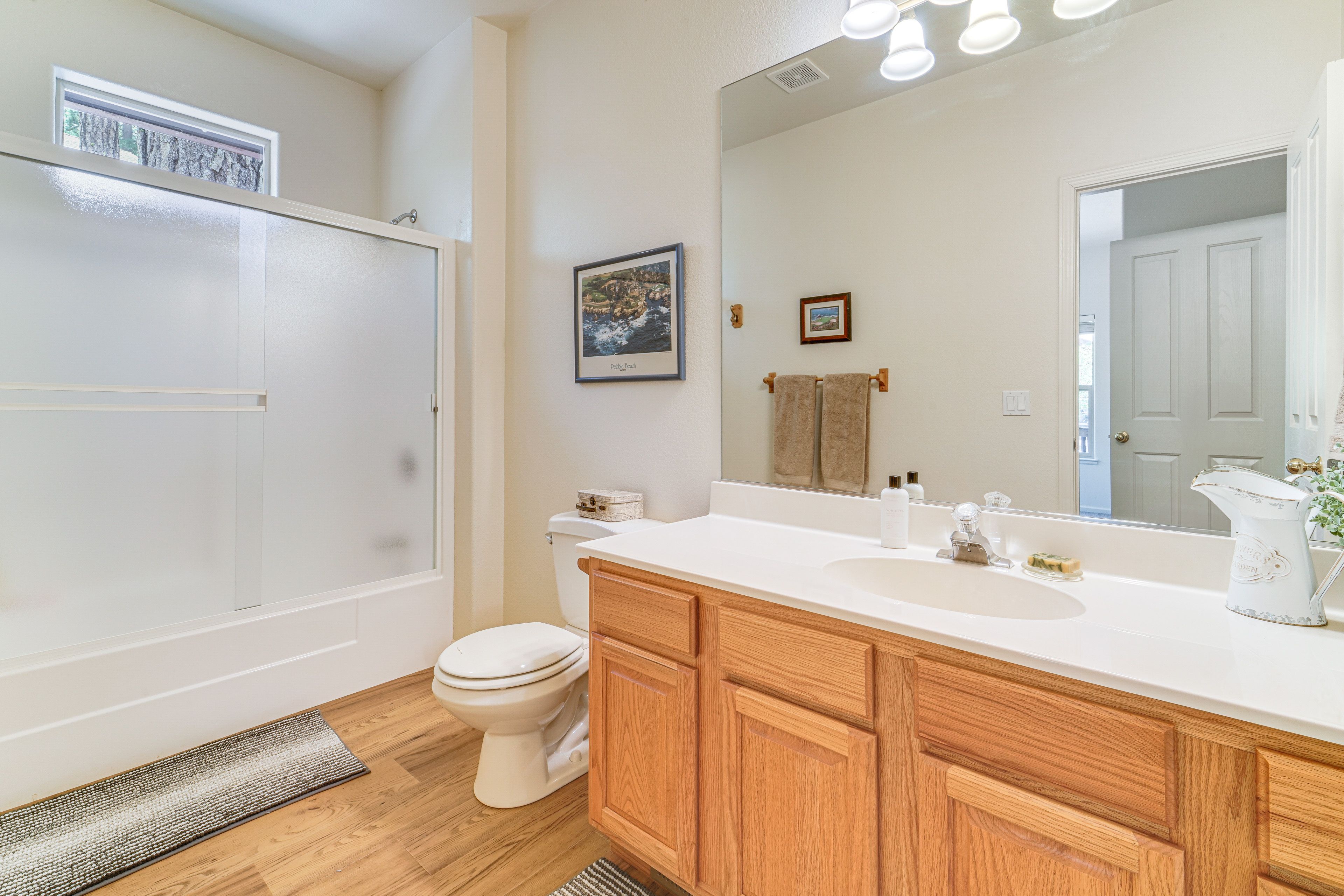 Bathroom | Towels Provided