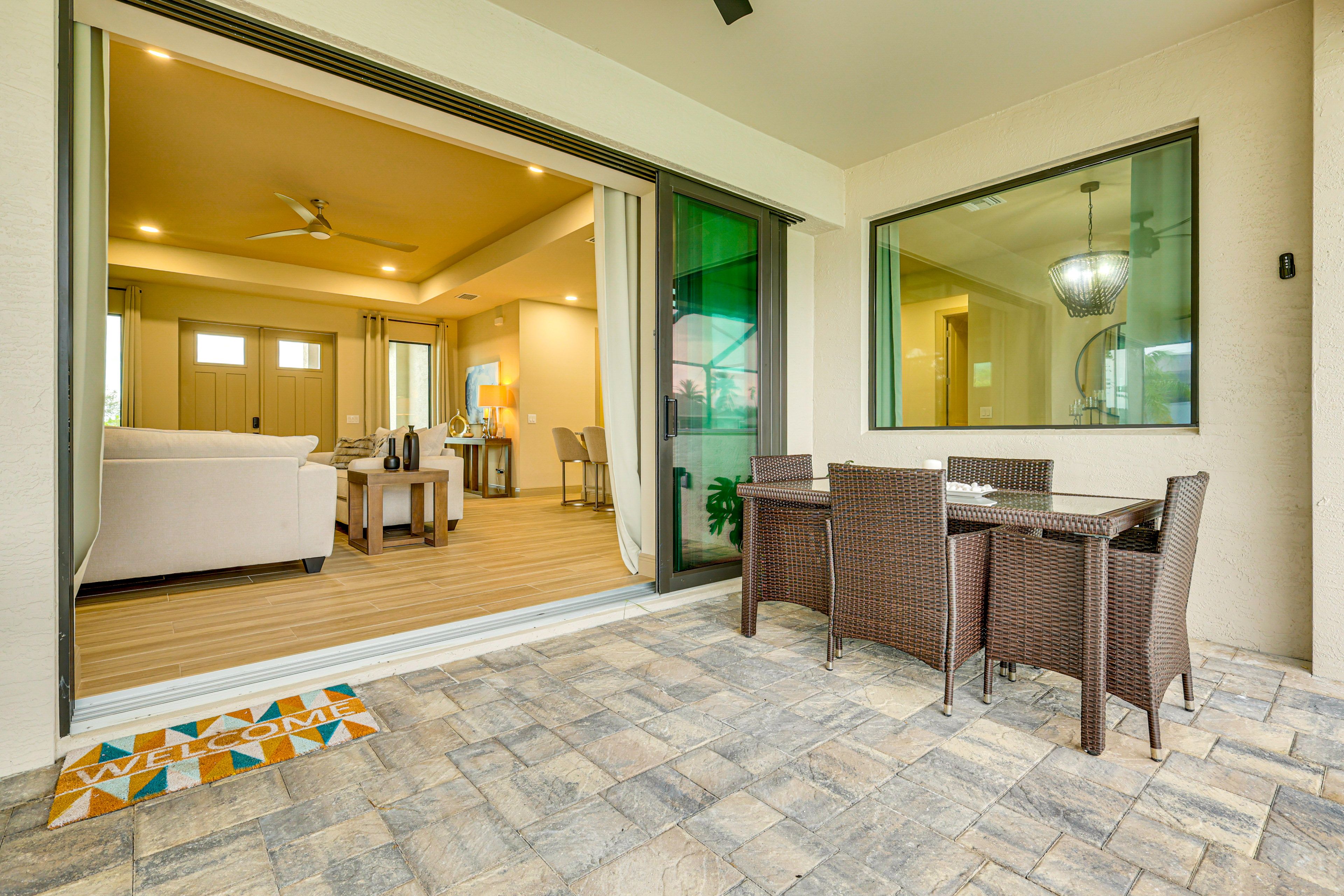 Patio | Screened Lanai | Combo Game Table | Private Pool
