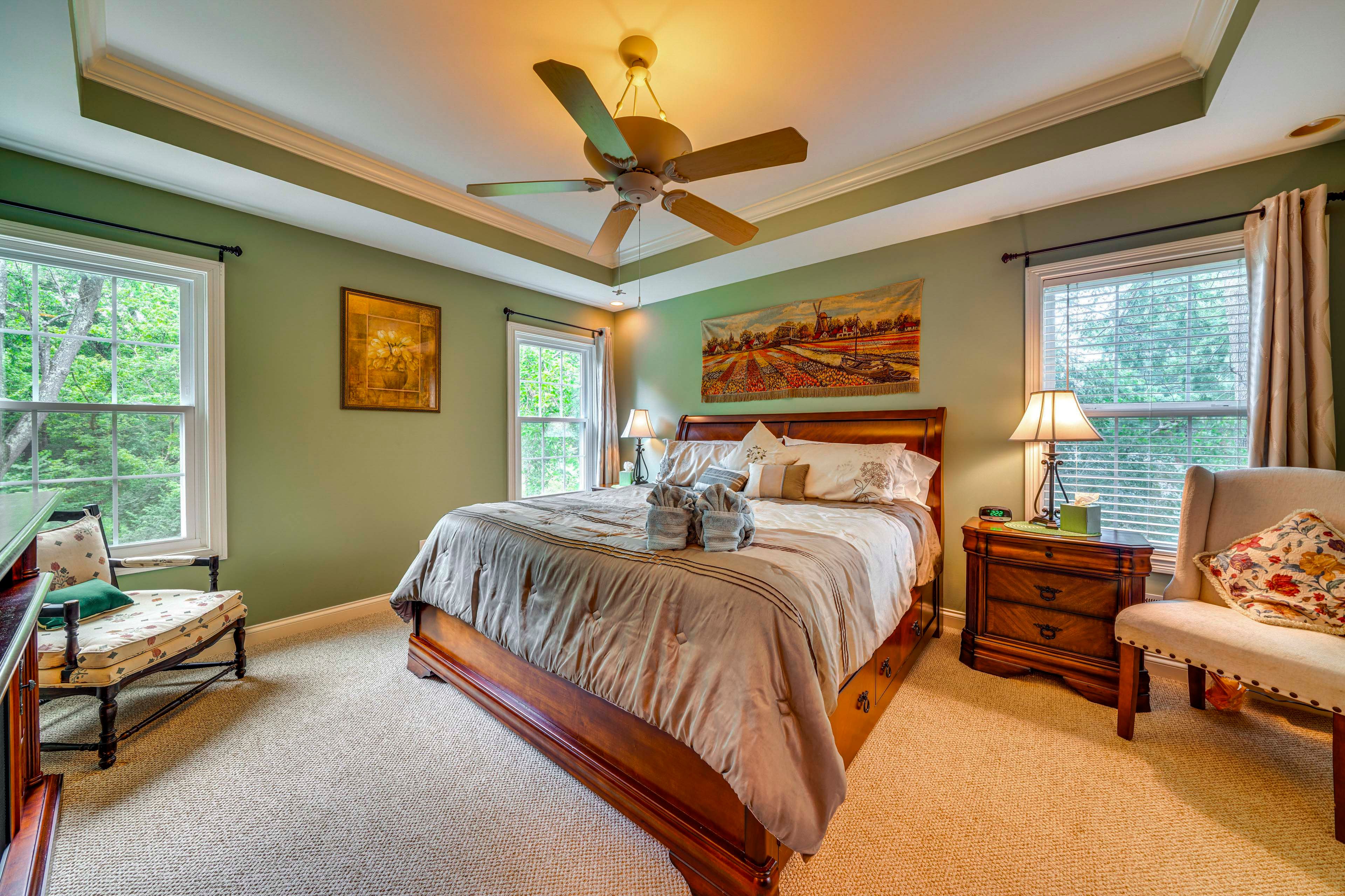 Bedroom 1 | King Bed | 2nd Floor