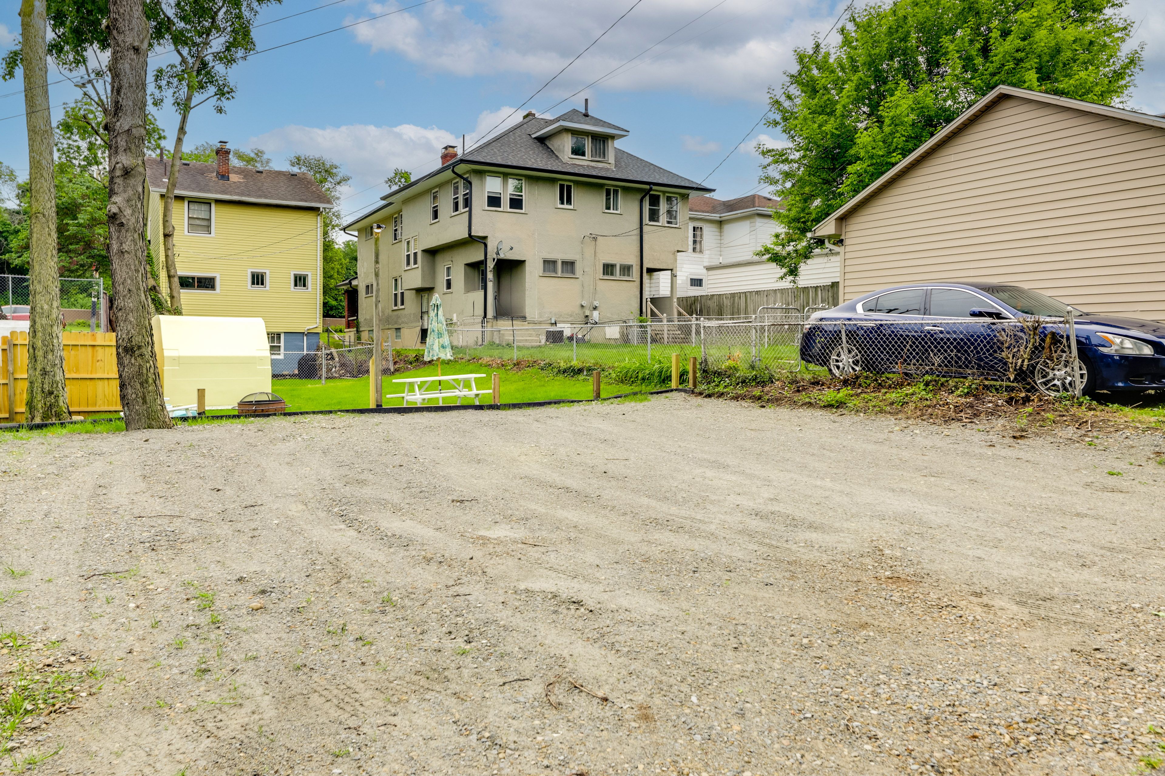 Parking | Driveway (2 Vehicles) | Free Street Parking (First-Come, First-Served)