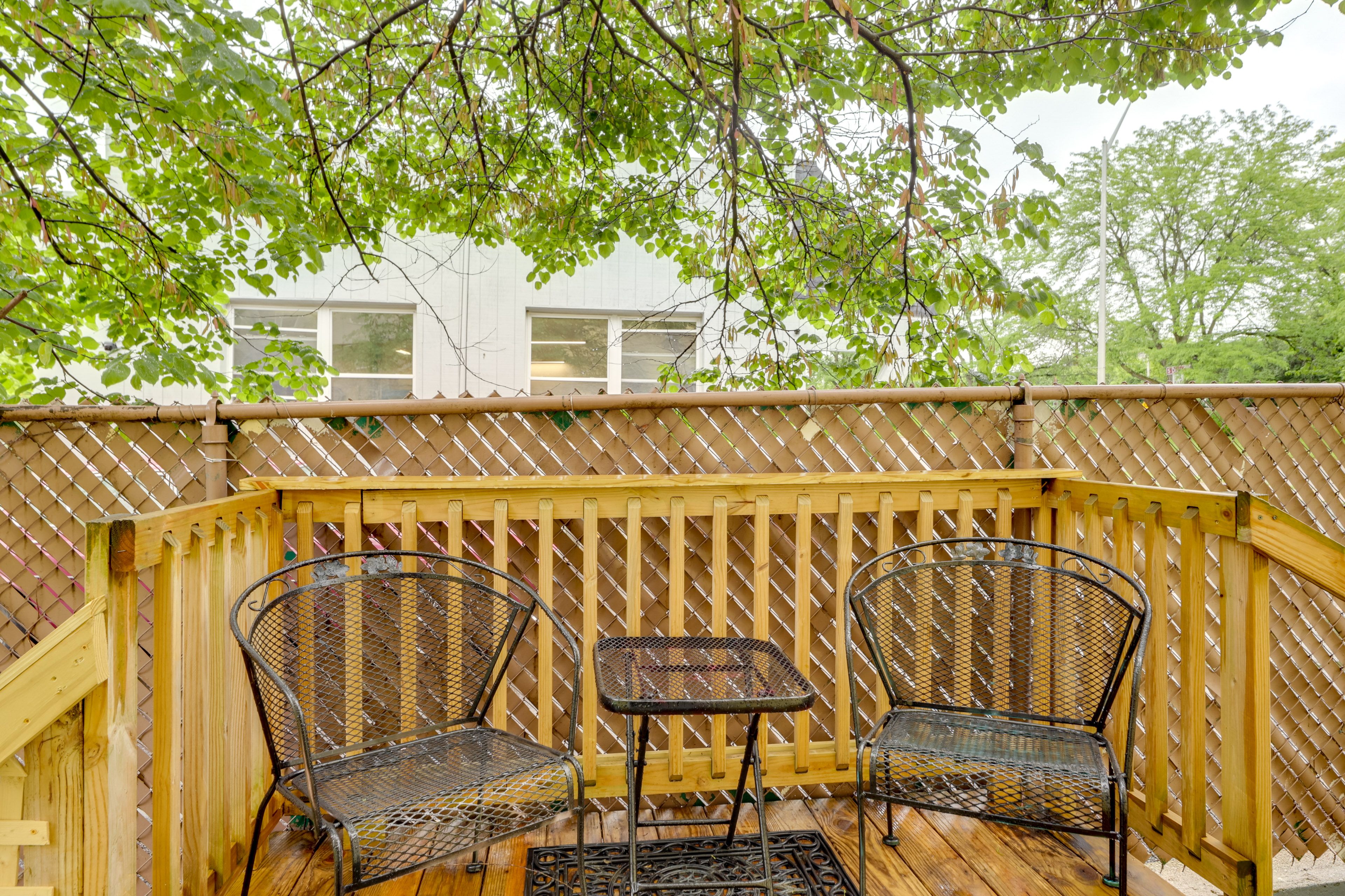 Private Deck
