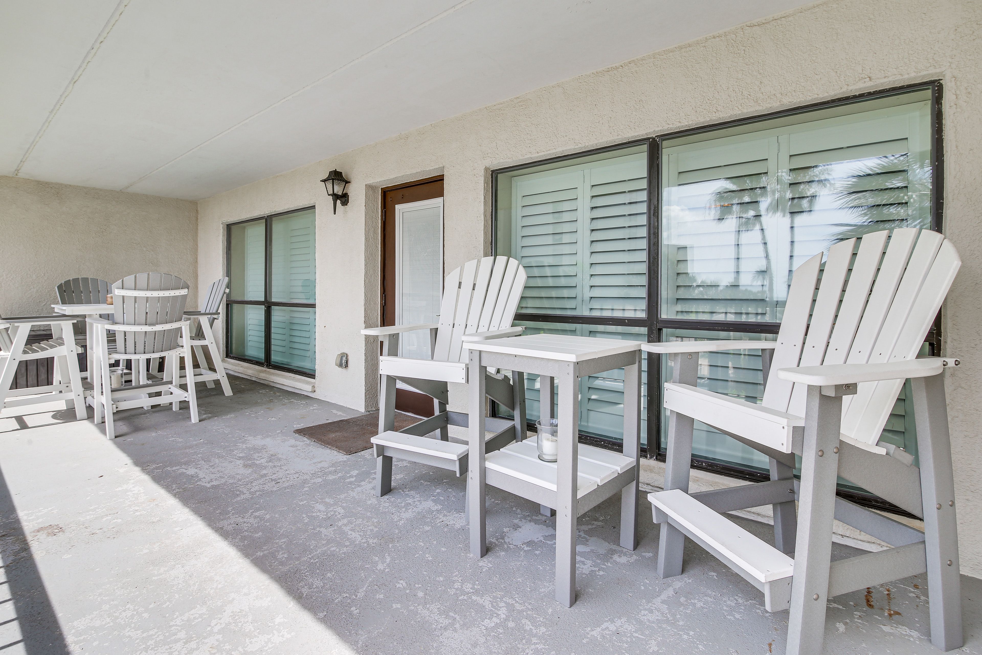 Private Balcony | Outdoor Dining