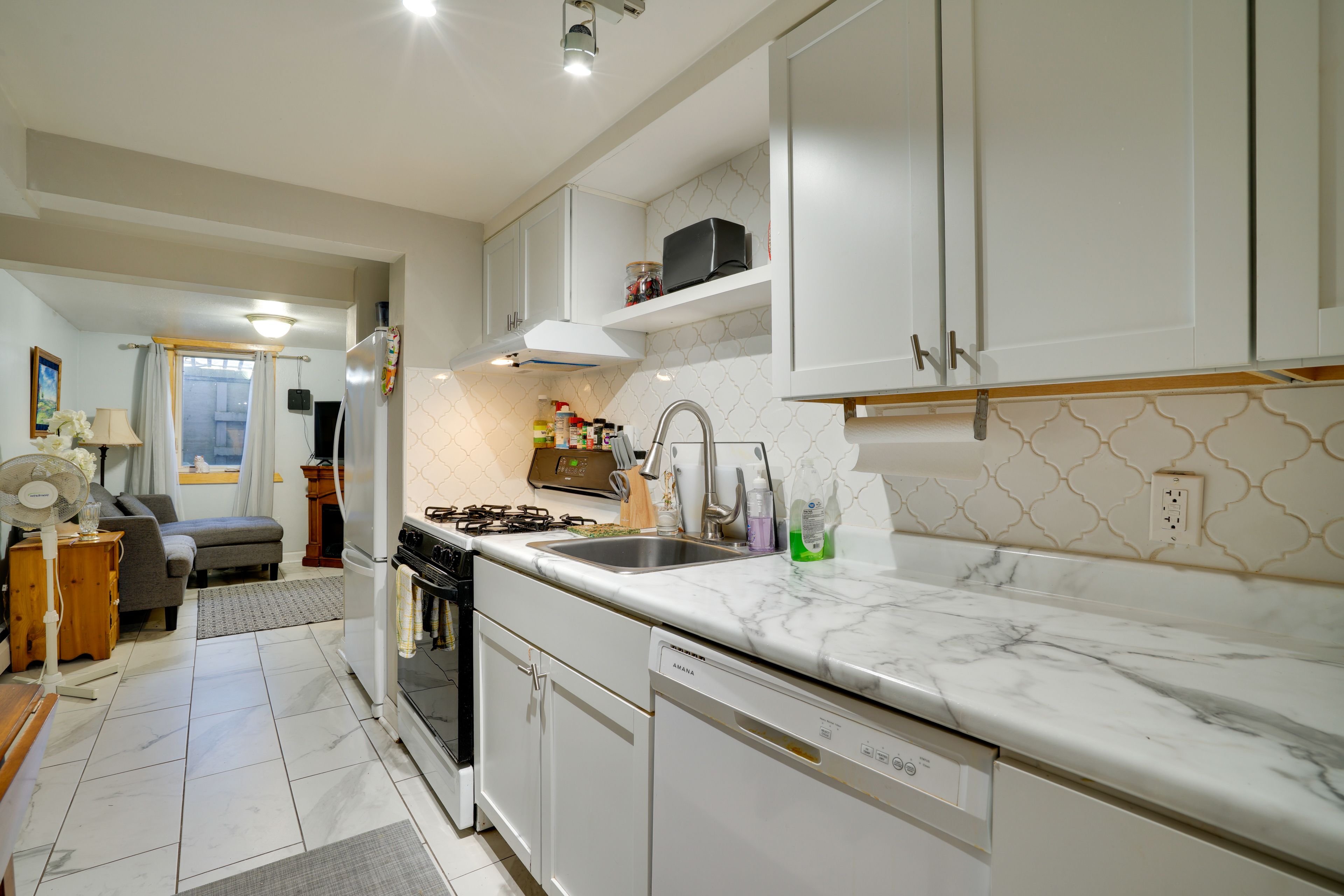 Kitchen | Drip Coffee Maker