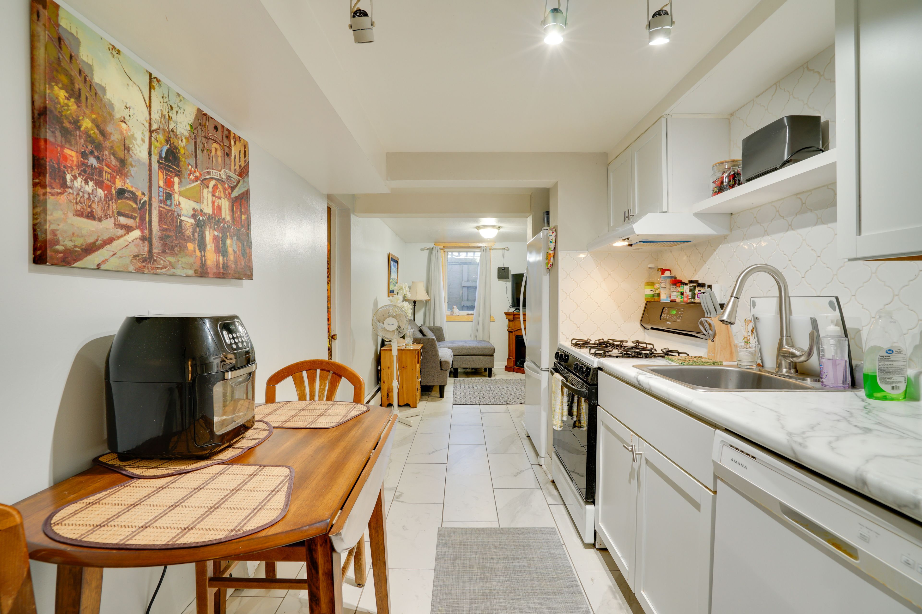 Kitchen | Dining Area | Cooking Basics