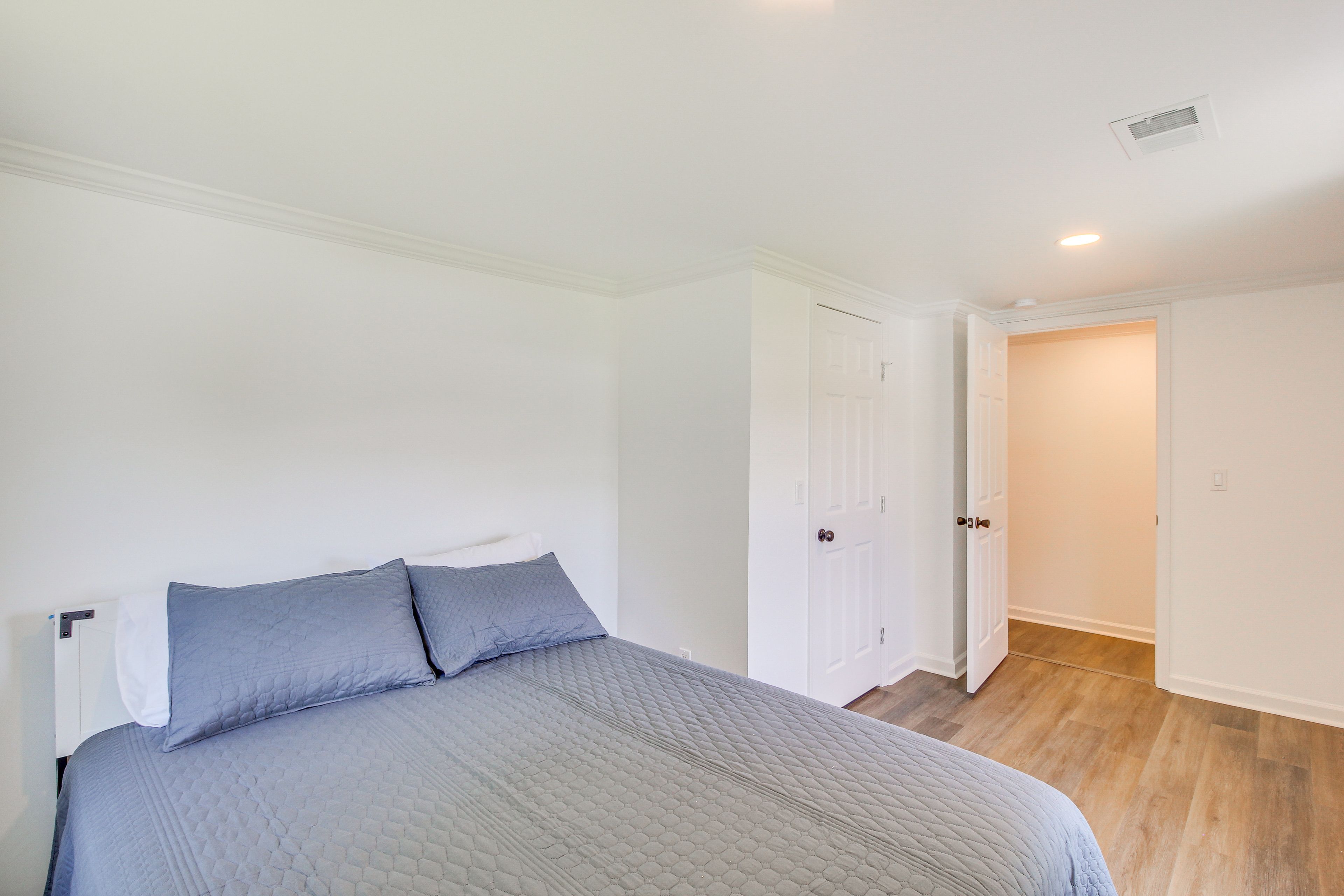 Bedroom 2 | Queen Bed | 2nd Floor