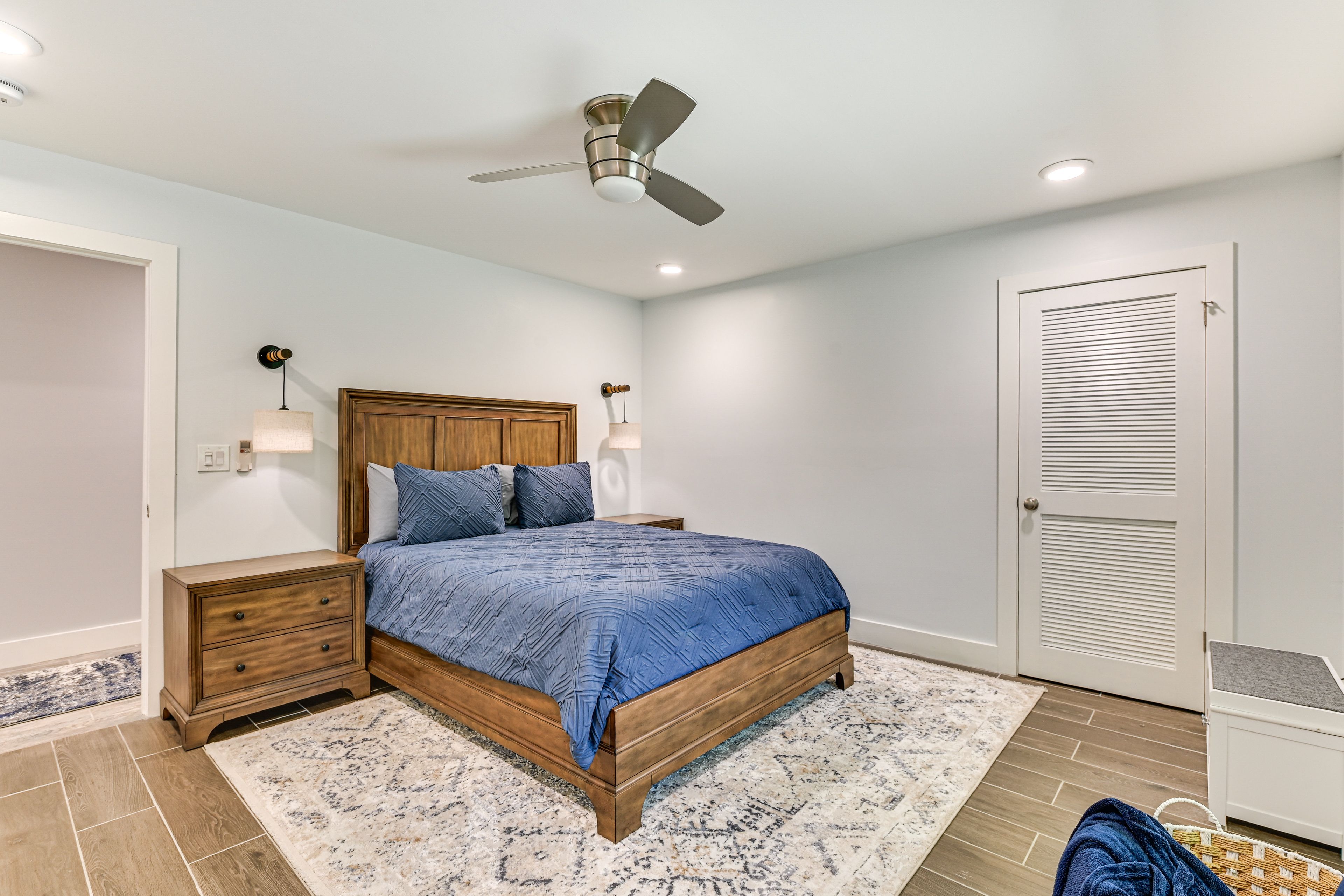 Bedroom 1 | King Bed | Linens Provided