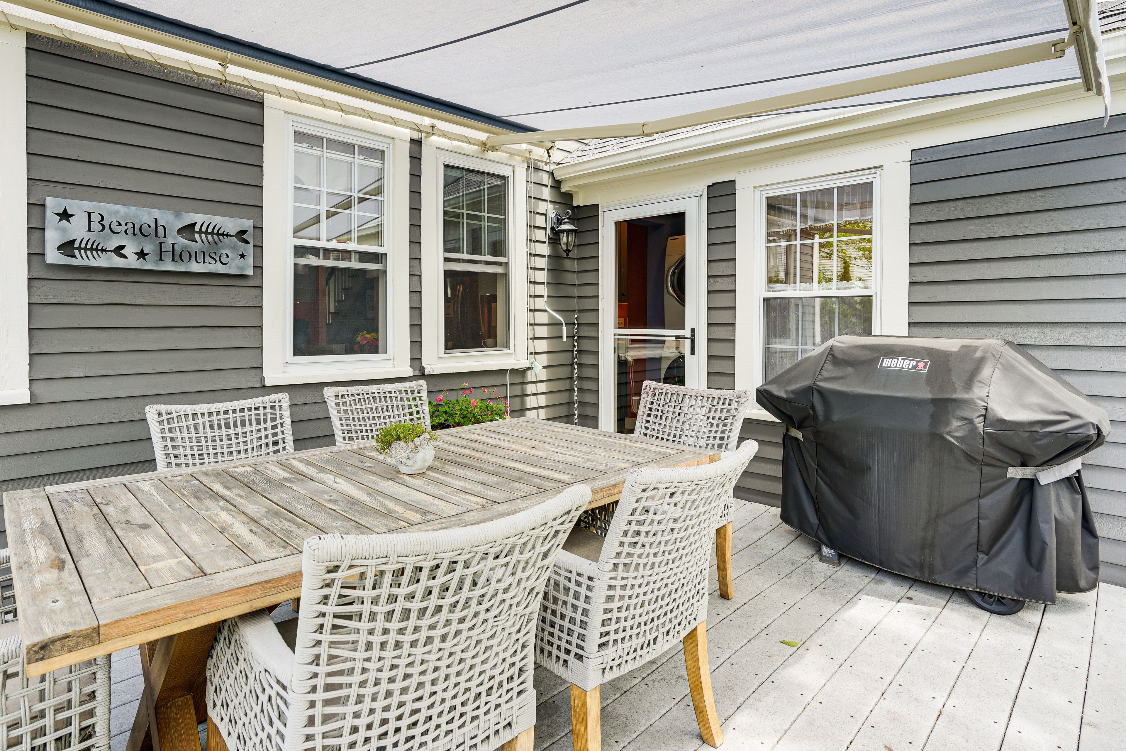 Private Deck