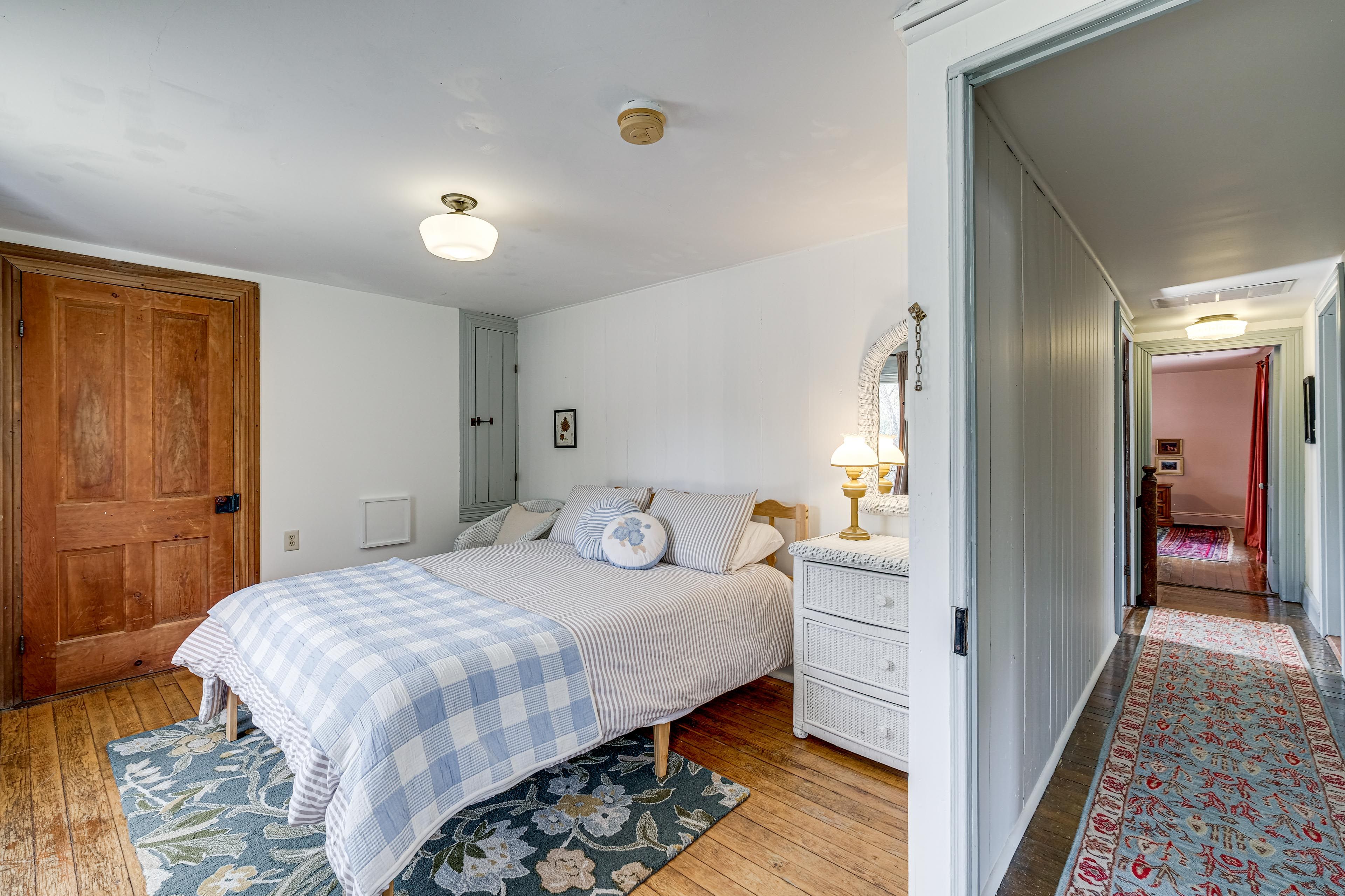 Bedroom 3 | Queen Bed | 2nd Floor