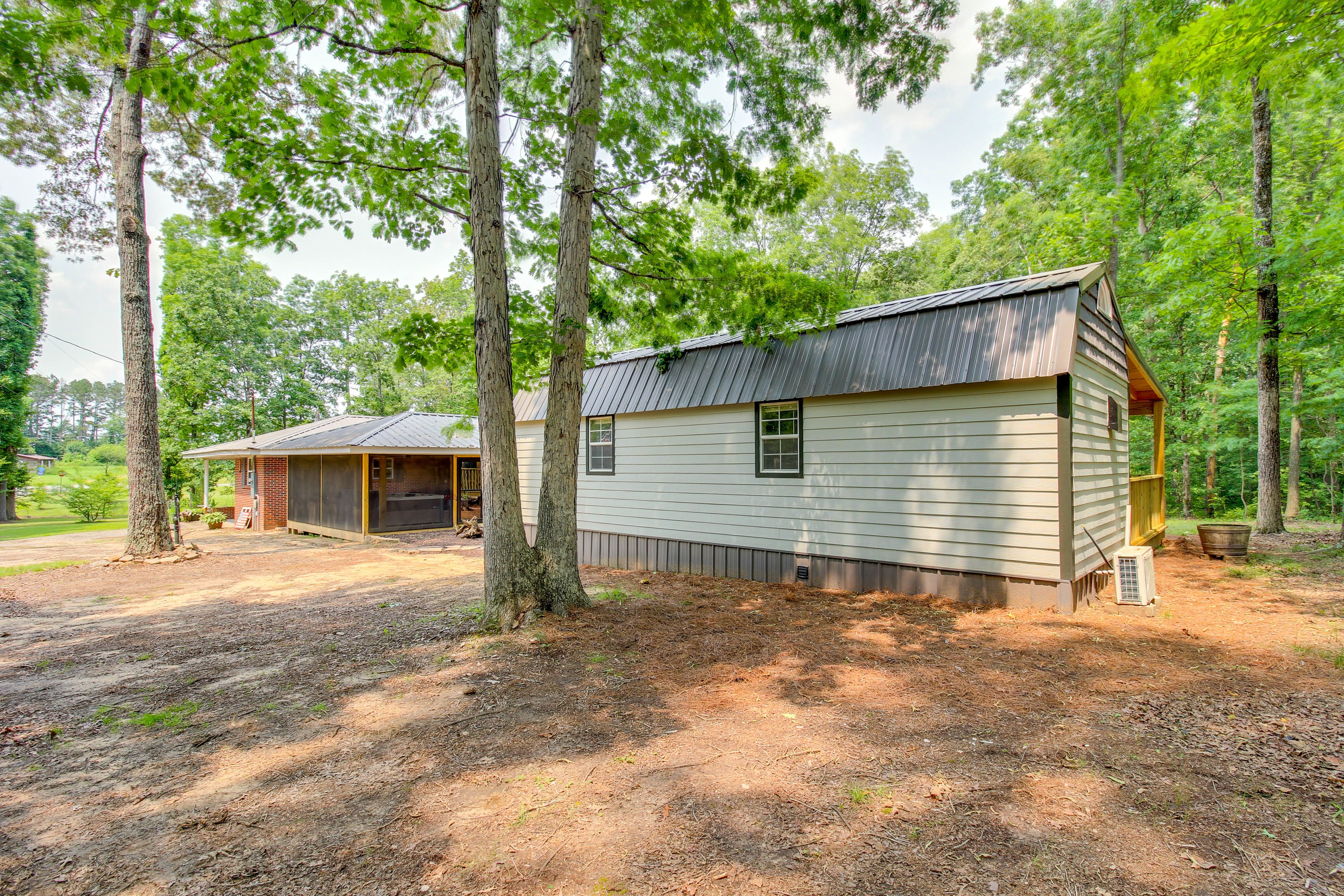 Parking | Driveway (2 Vehicles)