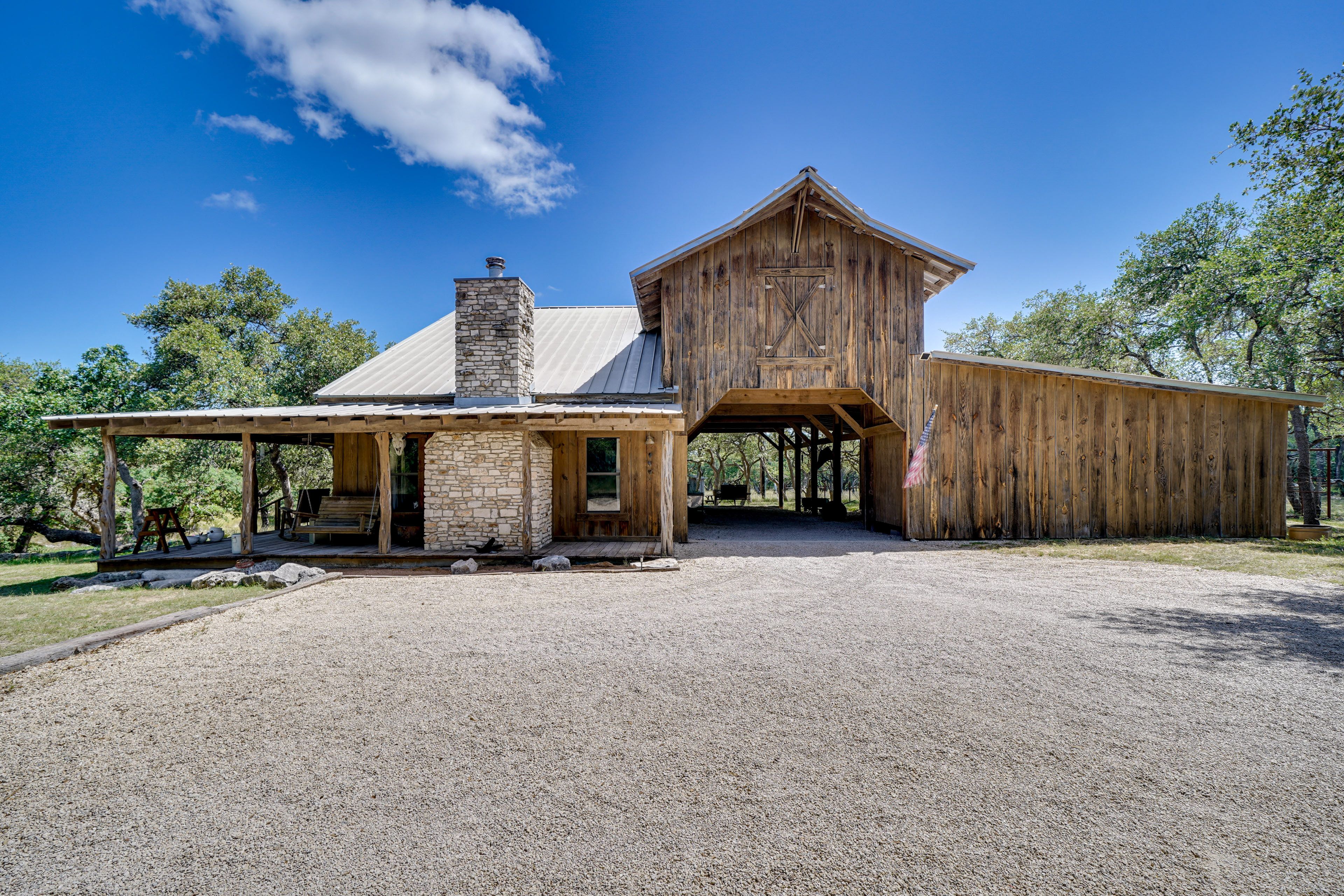 Kerrville Vacation Rental | 3BR | 2.5BA | 1,800 Sq Ft | Step-Free Entry