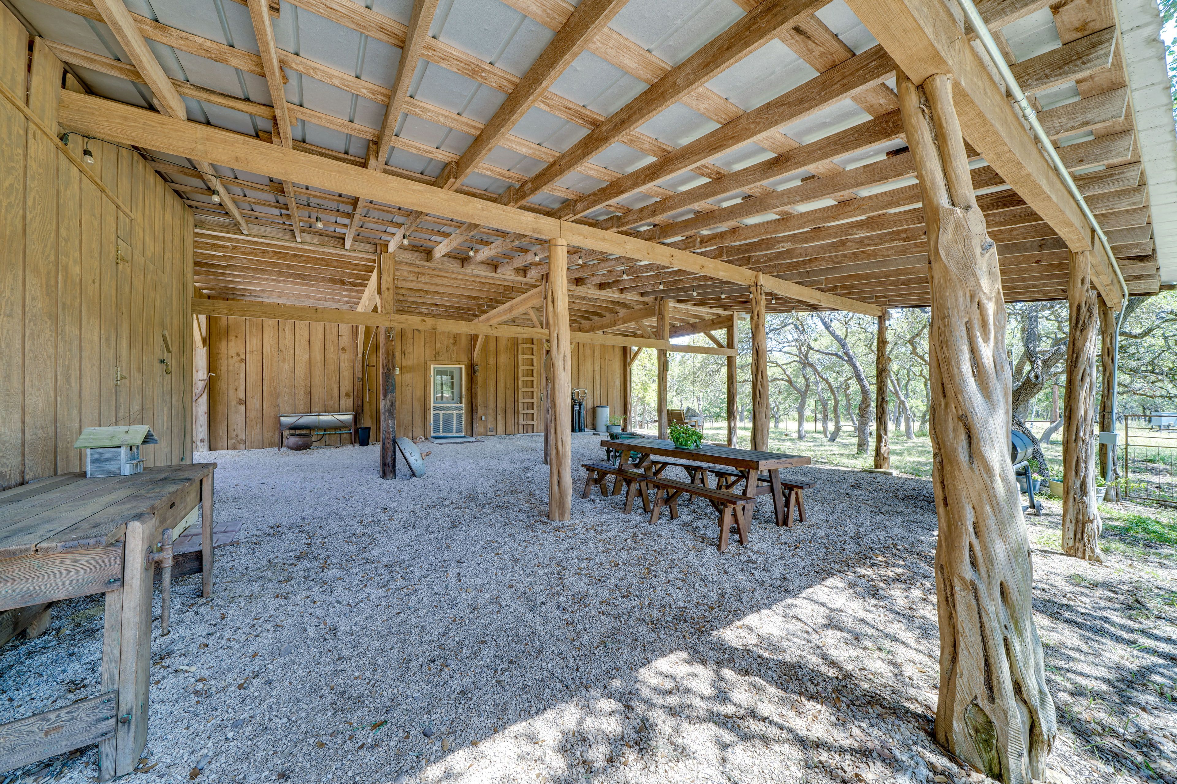 Covered Gravel Patio | Dual Gas & Charcoal Grill