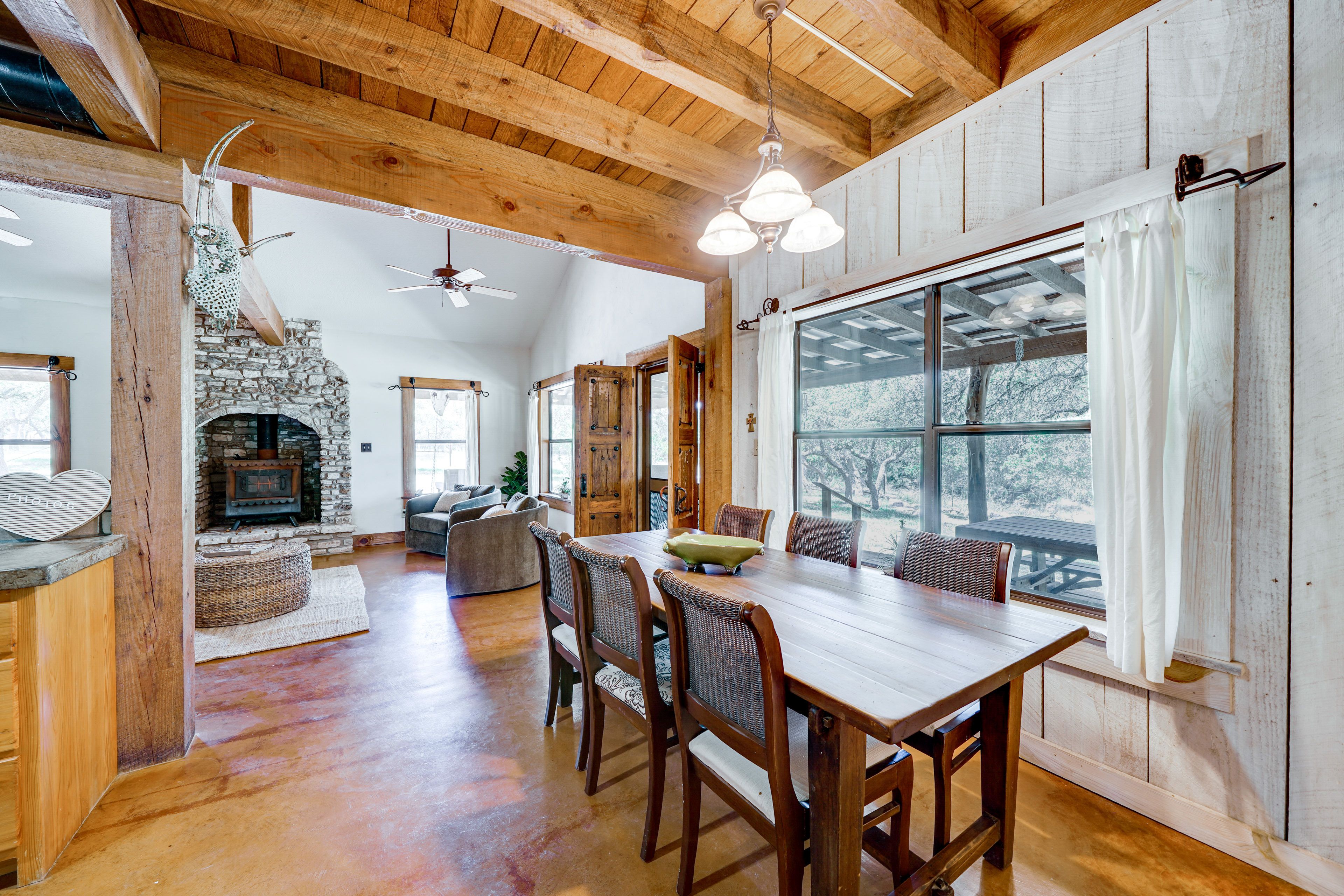 Dining Area | 1st Floor