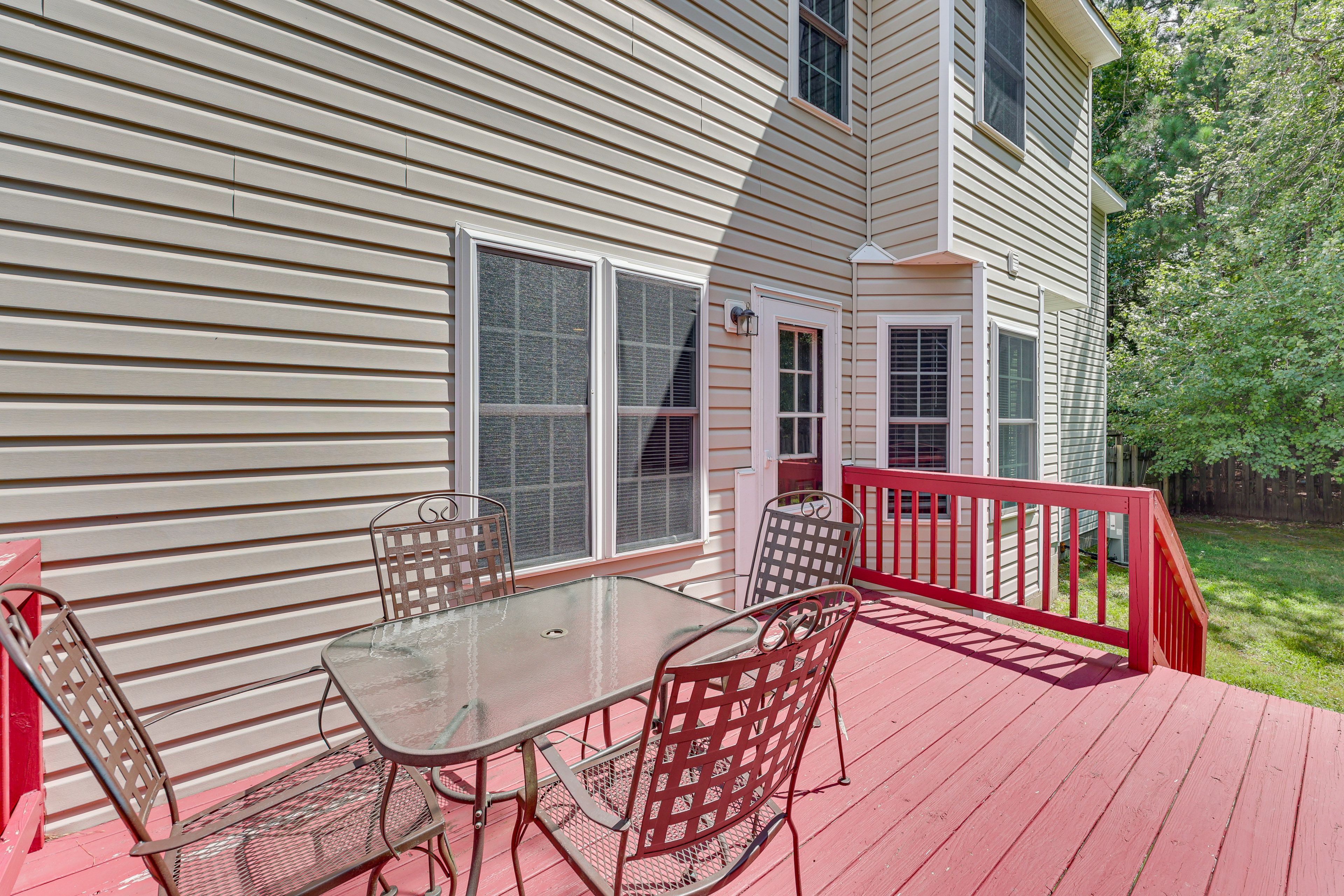 Property Exterior | Furnished Deck | Private Yard
