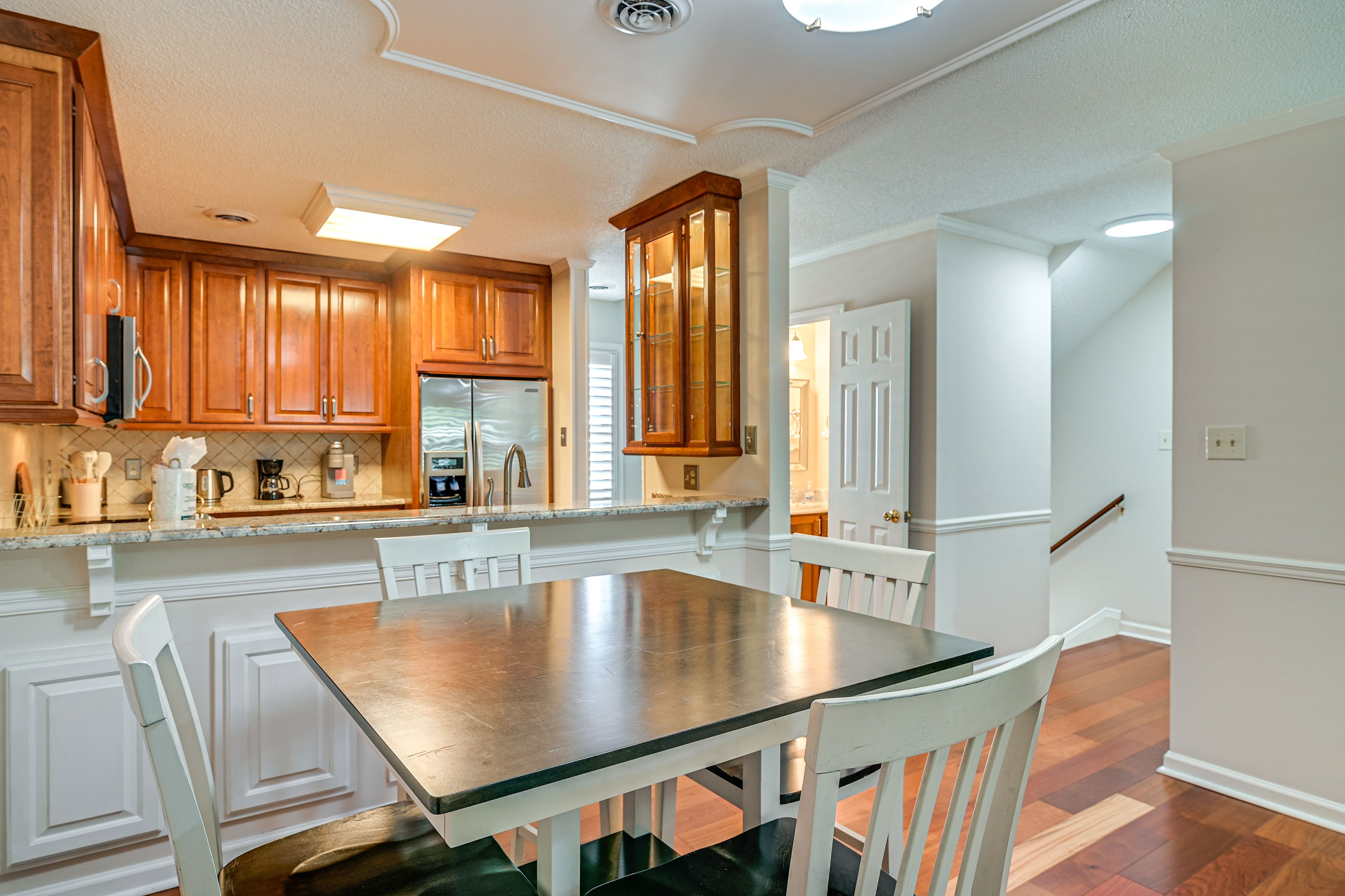Dining Area | 1st Floor
