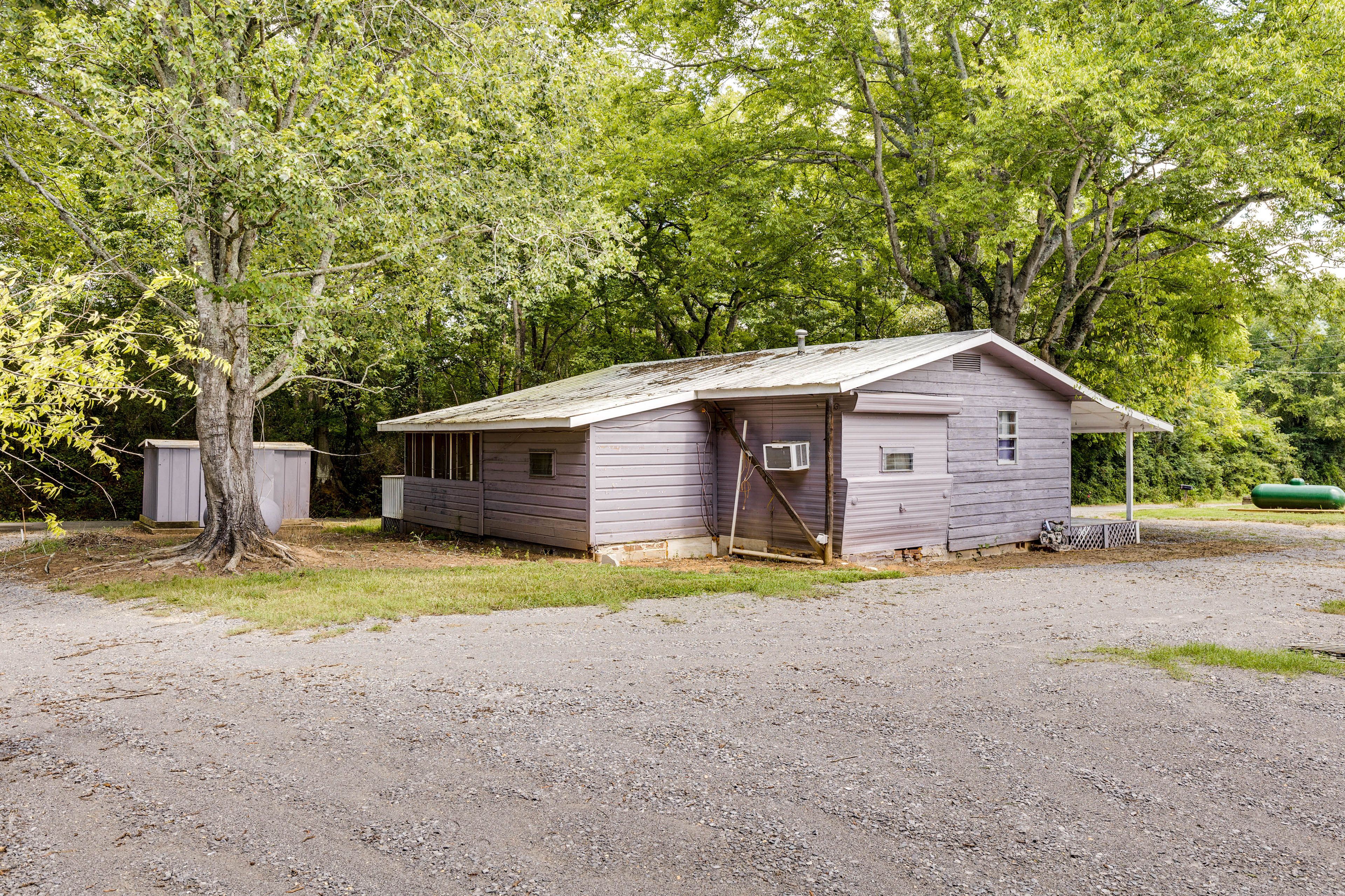 Parking | Driveway (2 Vehicles)