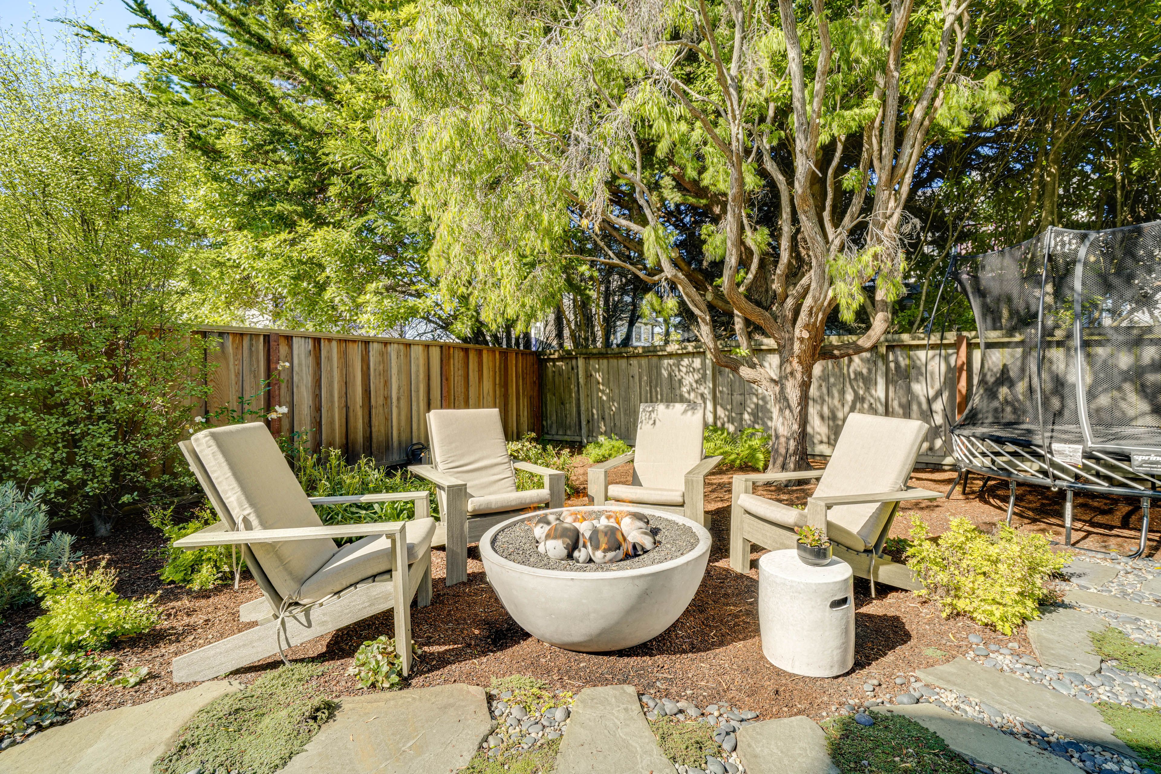 House Exterior | Fenced Yard w/ Garden | Gas Fire Pit | Trampoline | Hammock