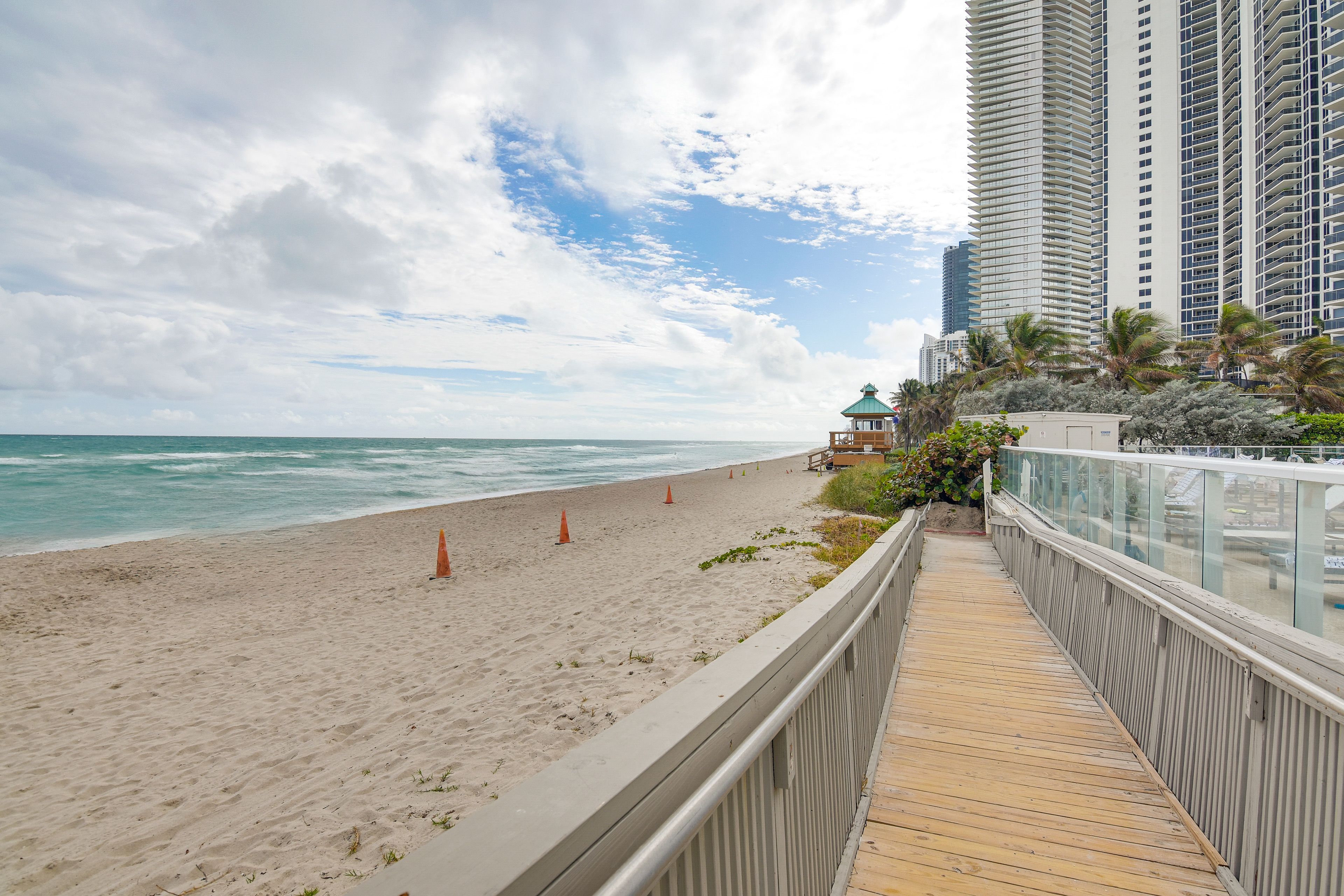 Marco Polo Beach Resort | Beach Access On-Site