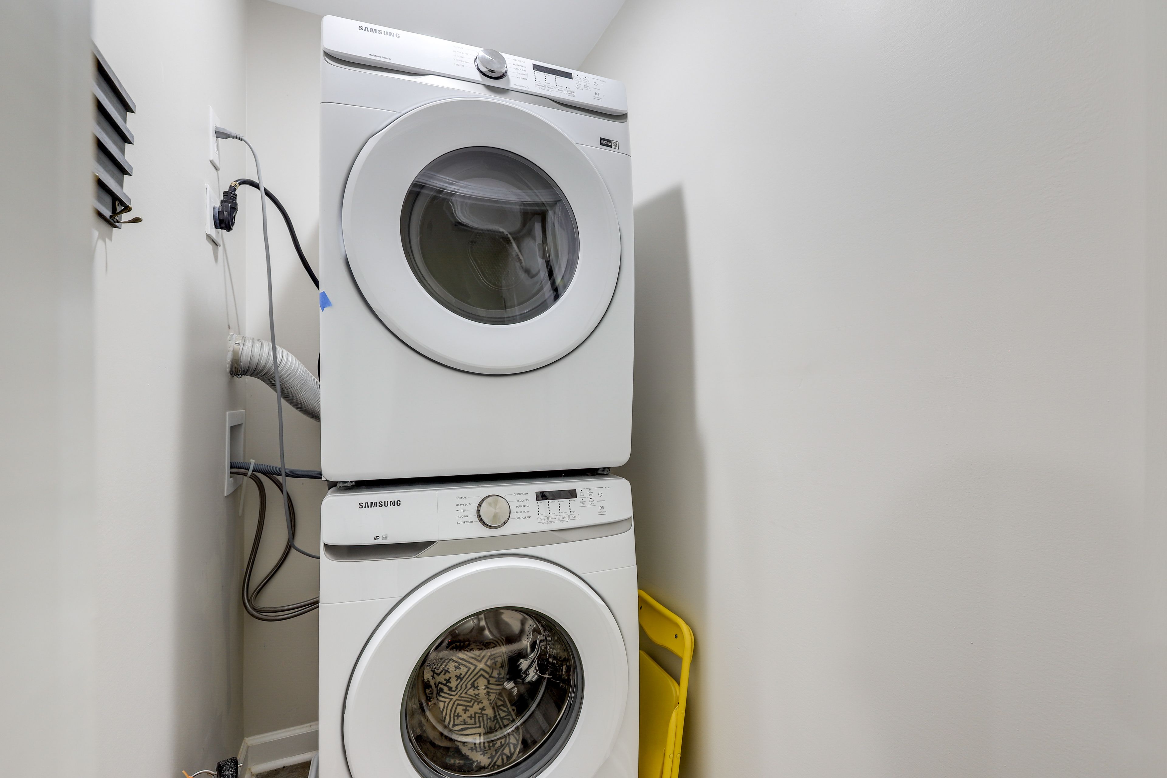 Laundry Area | Washer/Dryer