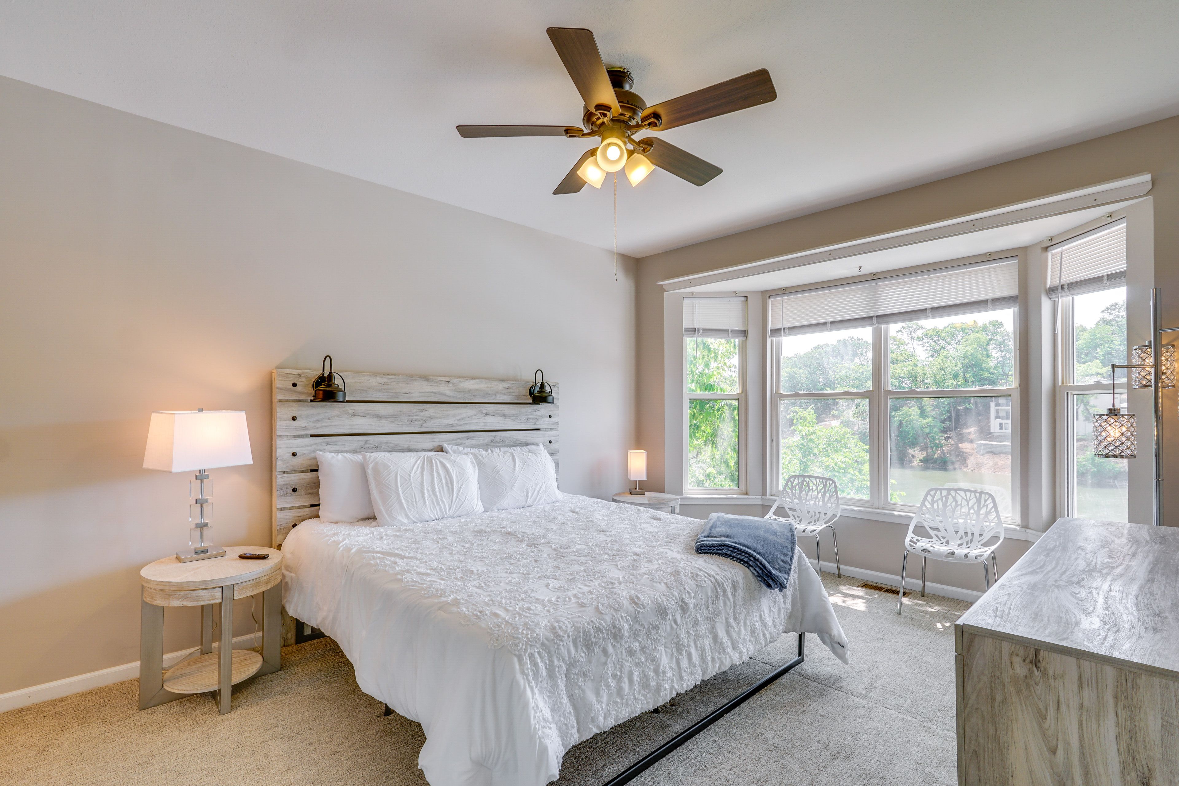 Bedroom 1 | Upper Level | King Bed | Smart TV | Linens Provided