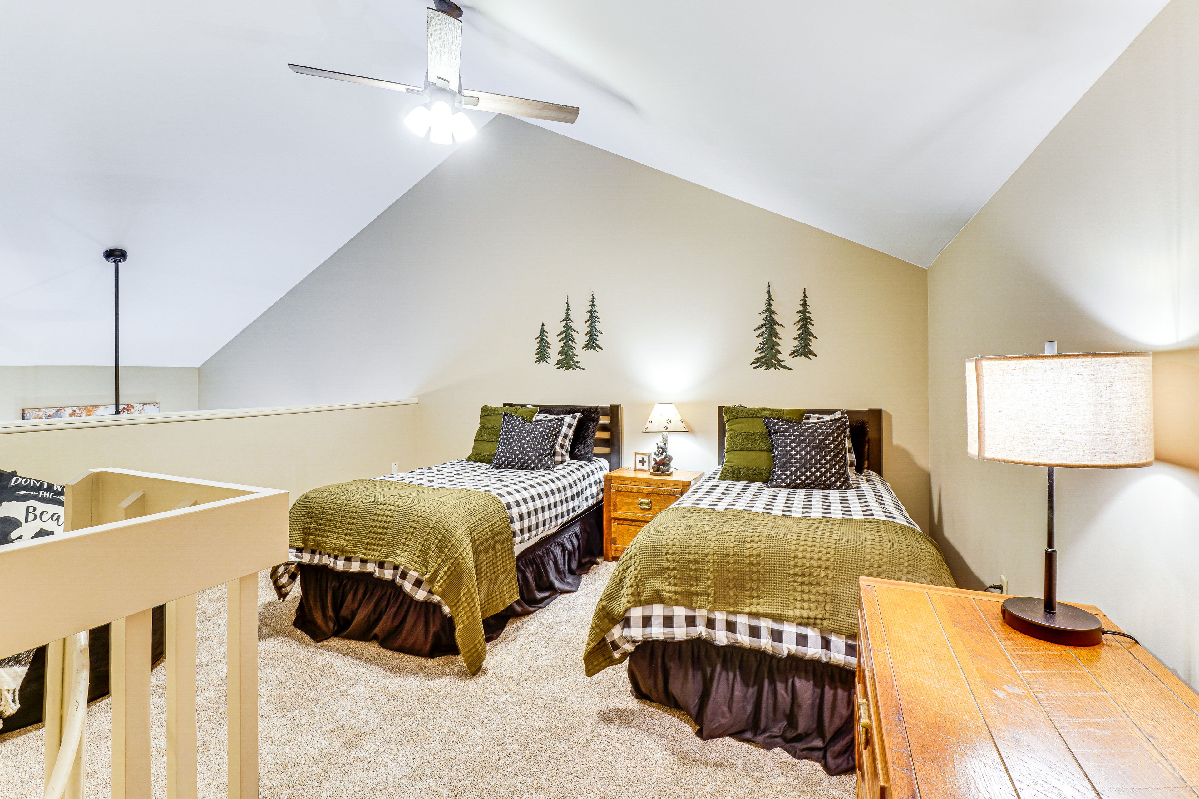 Bedroom 3 (Loft) | 2 Twin XL Beds | 2nd Floor