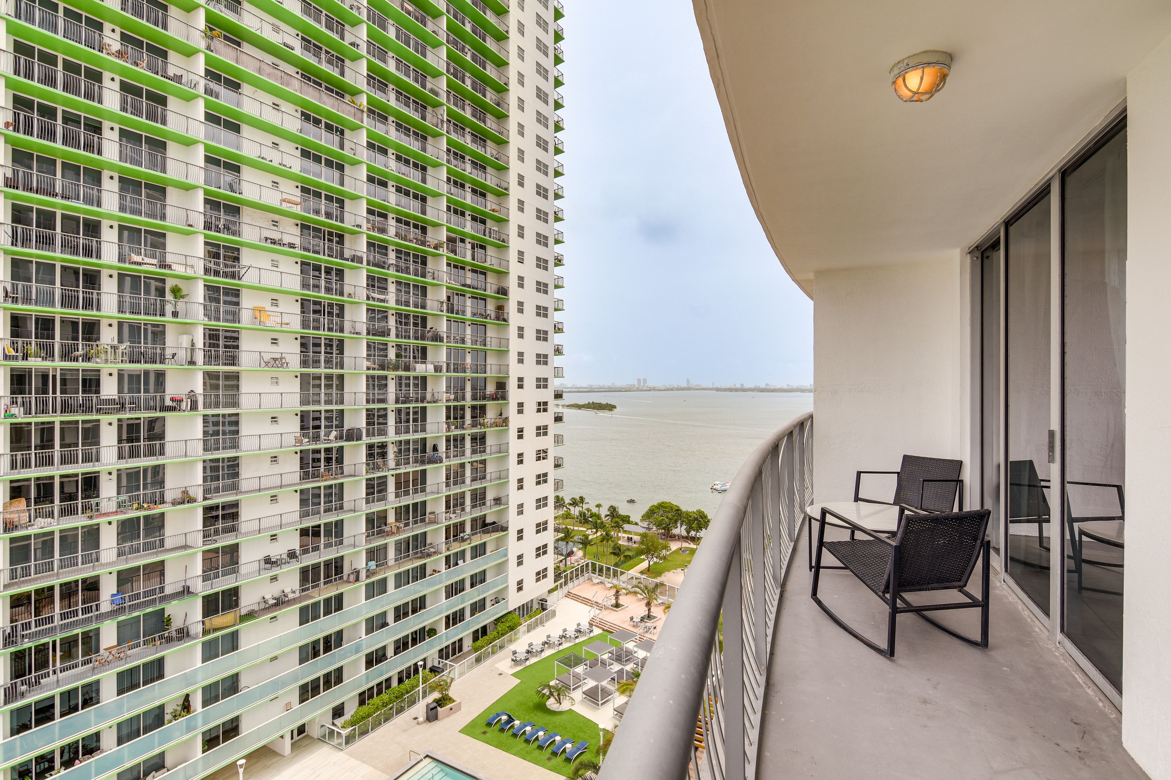 Private Balcony | Bay Views
