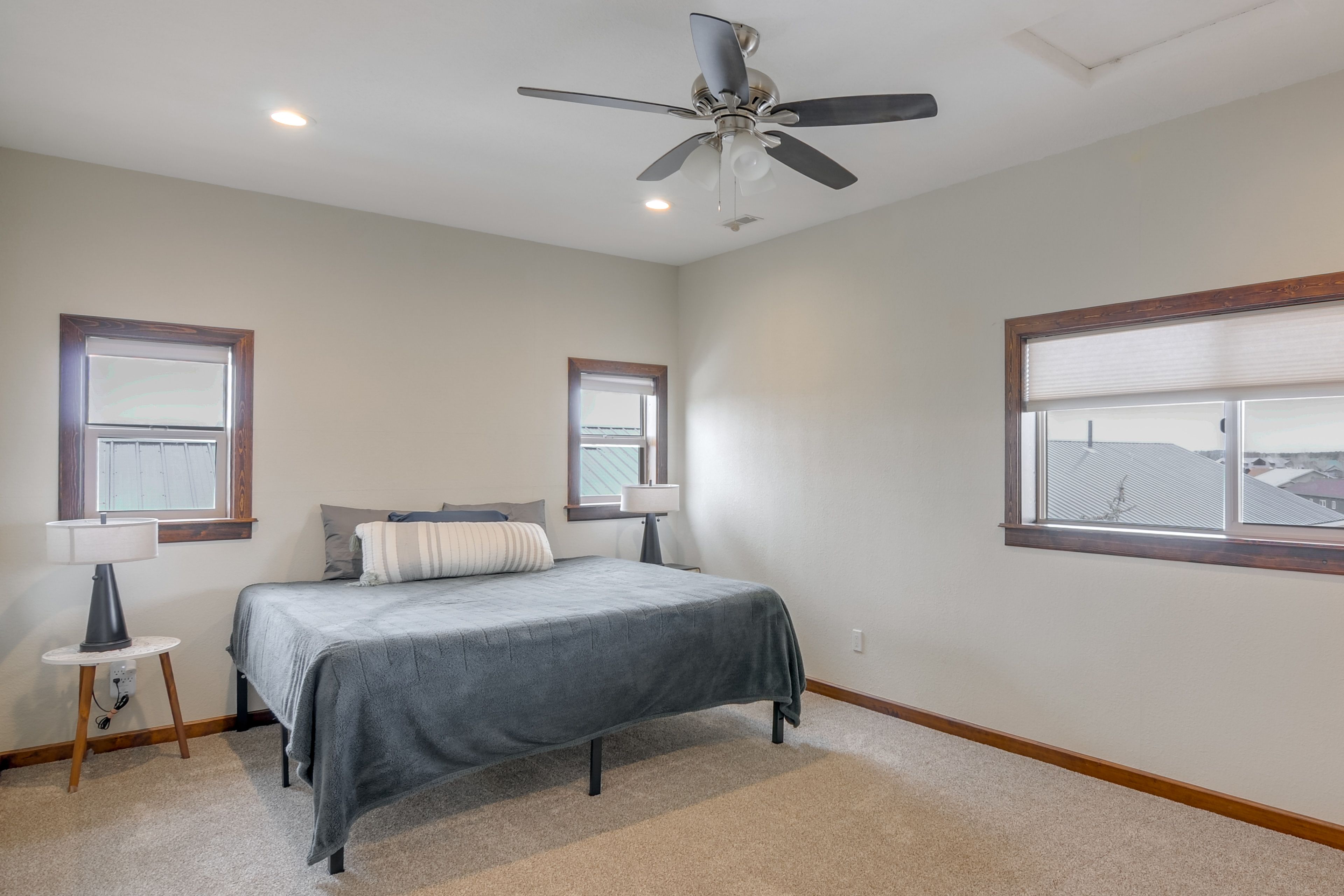 Bedroom 2 | King Bed | 2nd Floor