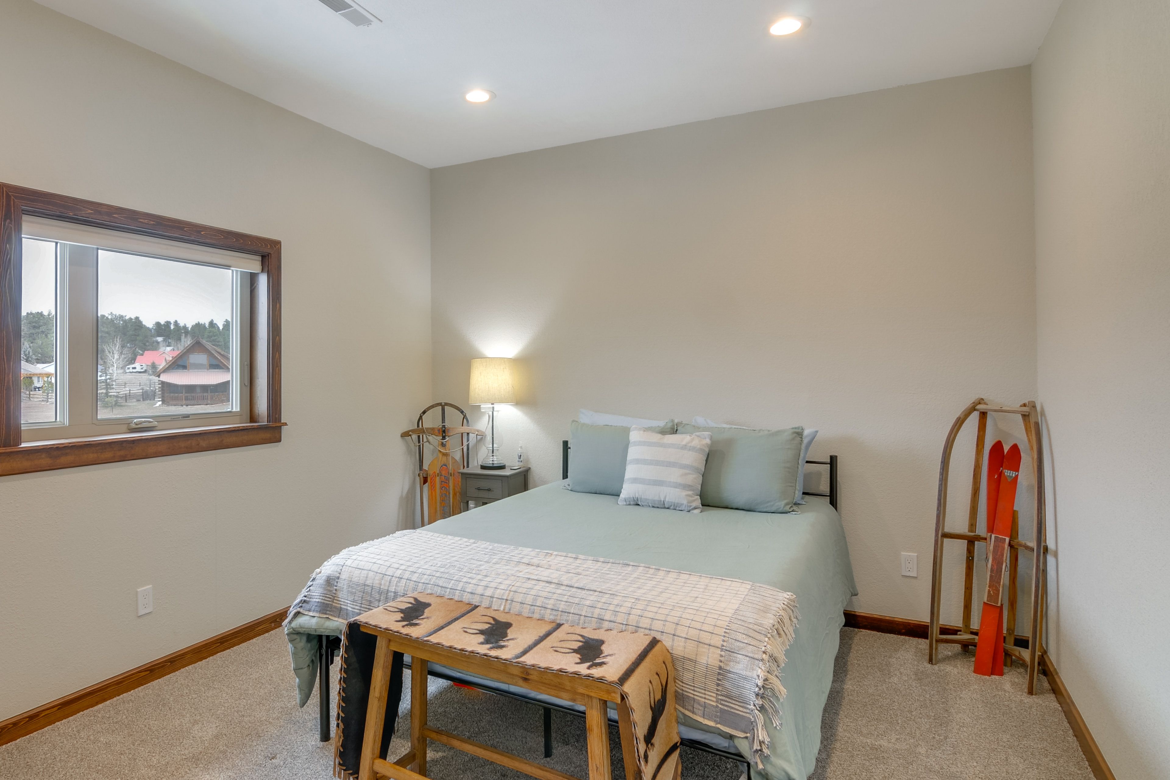 Bedroom 3 | Queen Bed | 2nd Floor