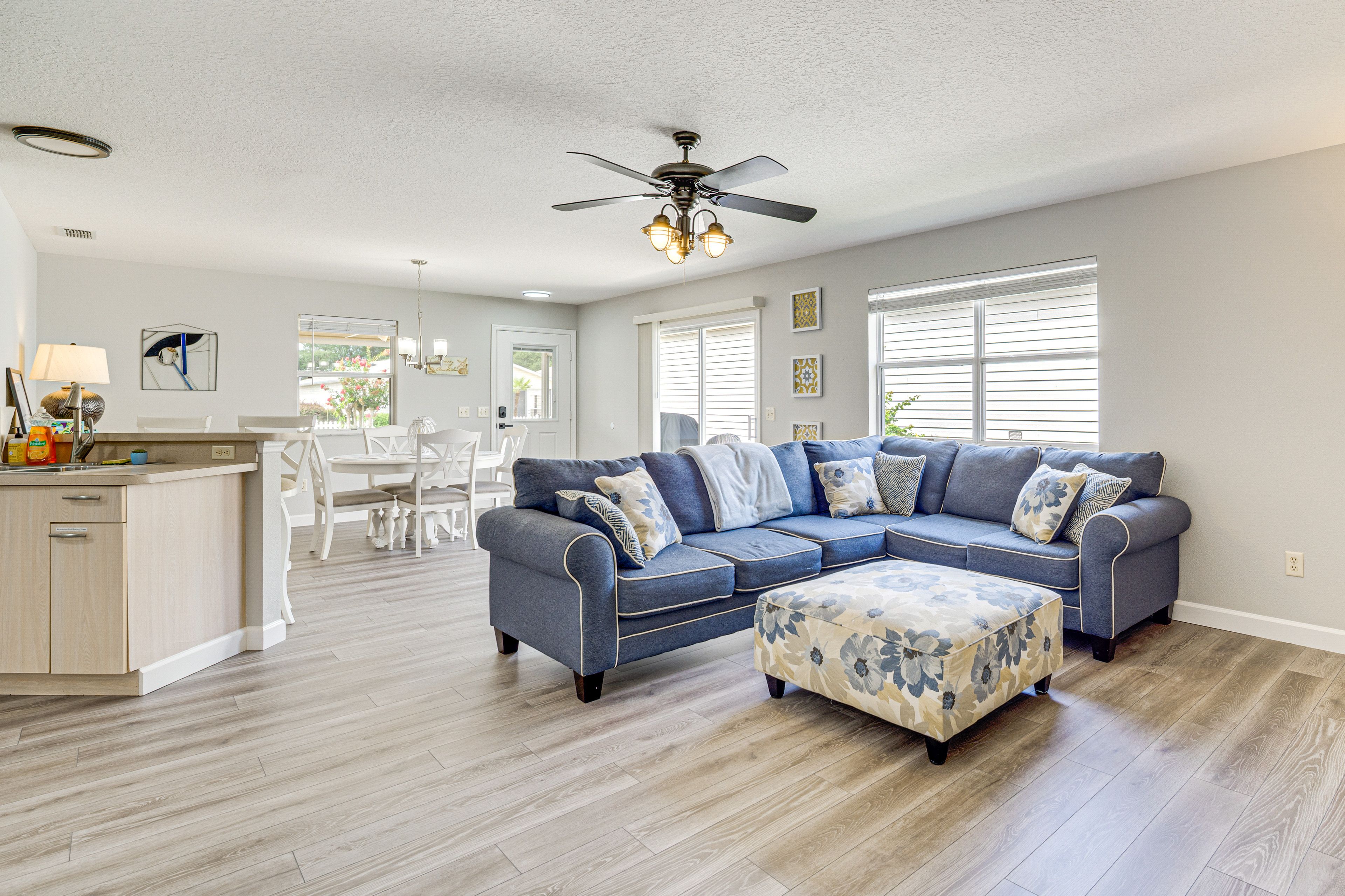 The Villages Vacation Rental | 2BR | 1BA | 1,188 Sq Ft | 1 Step Required