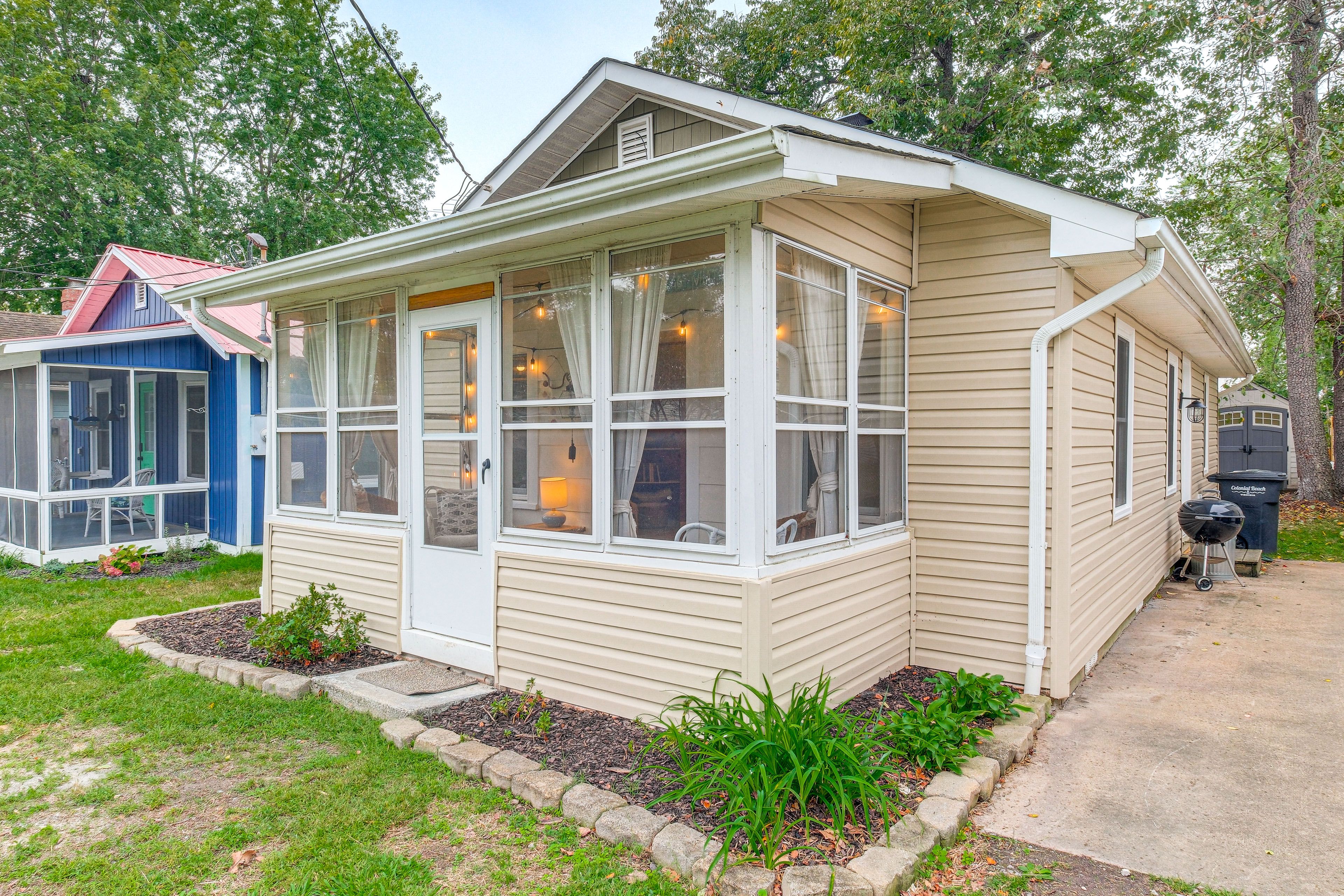 Colonial Beach Vacation Rental | 2BR | 1BA | 720 Sq Ft | 1 Step to Enter