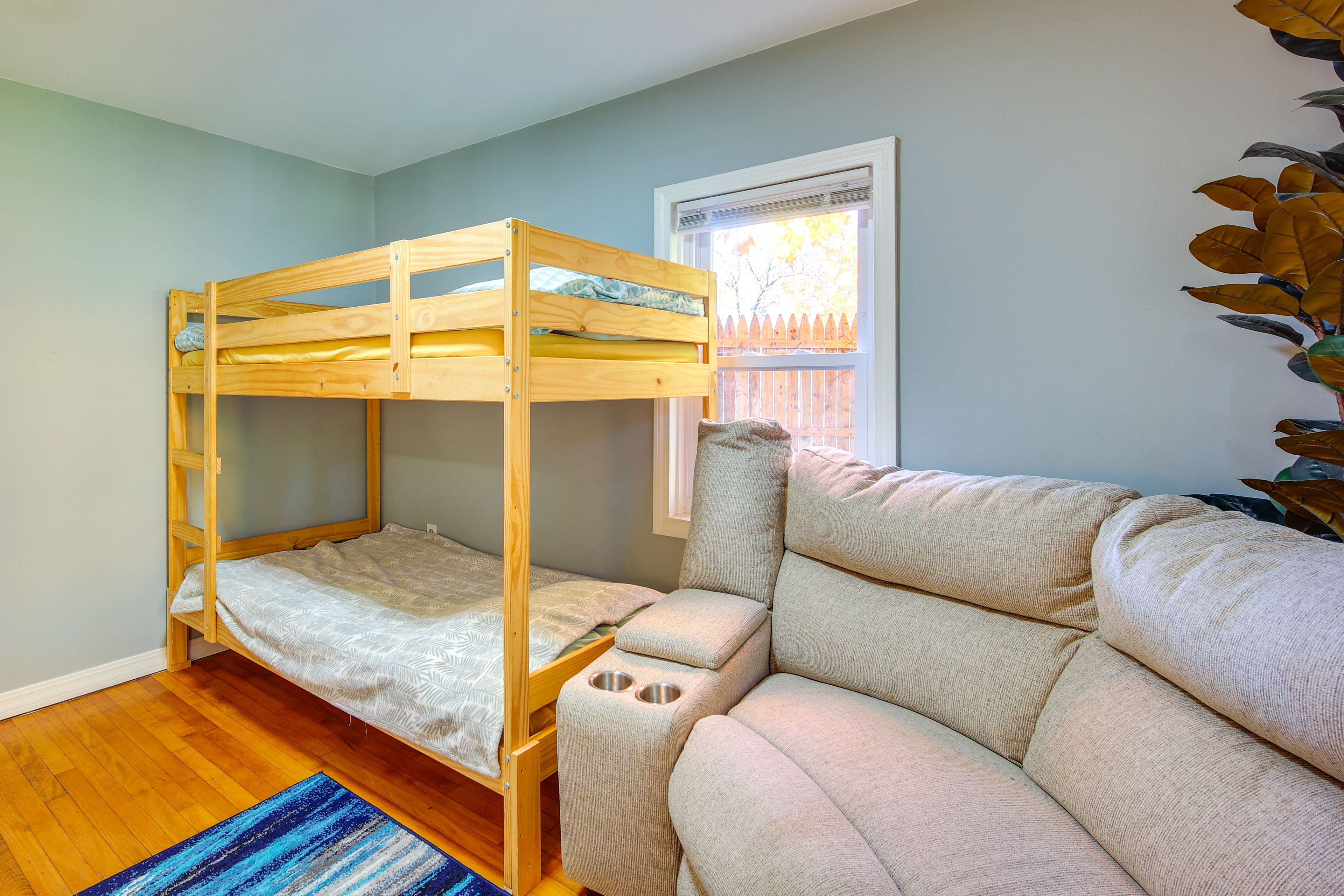 Bedroom 2 | Twin Bunk Bed