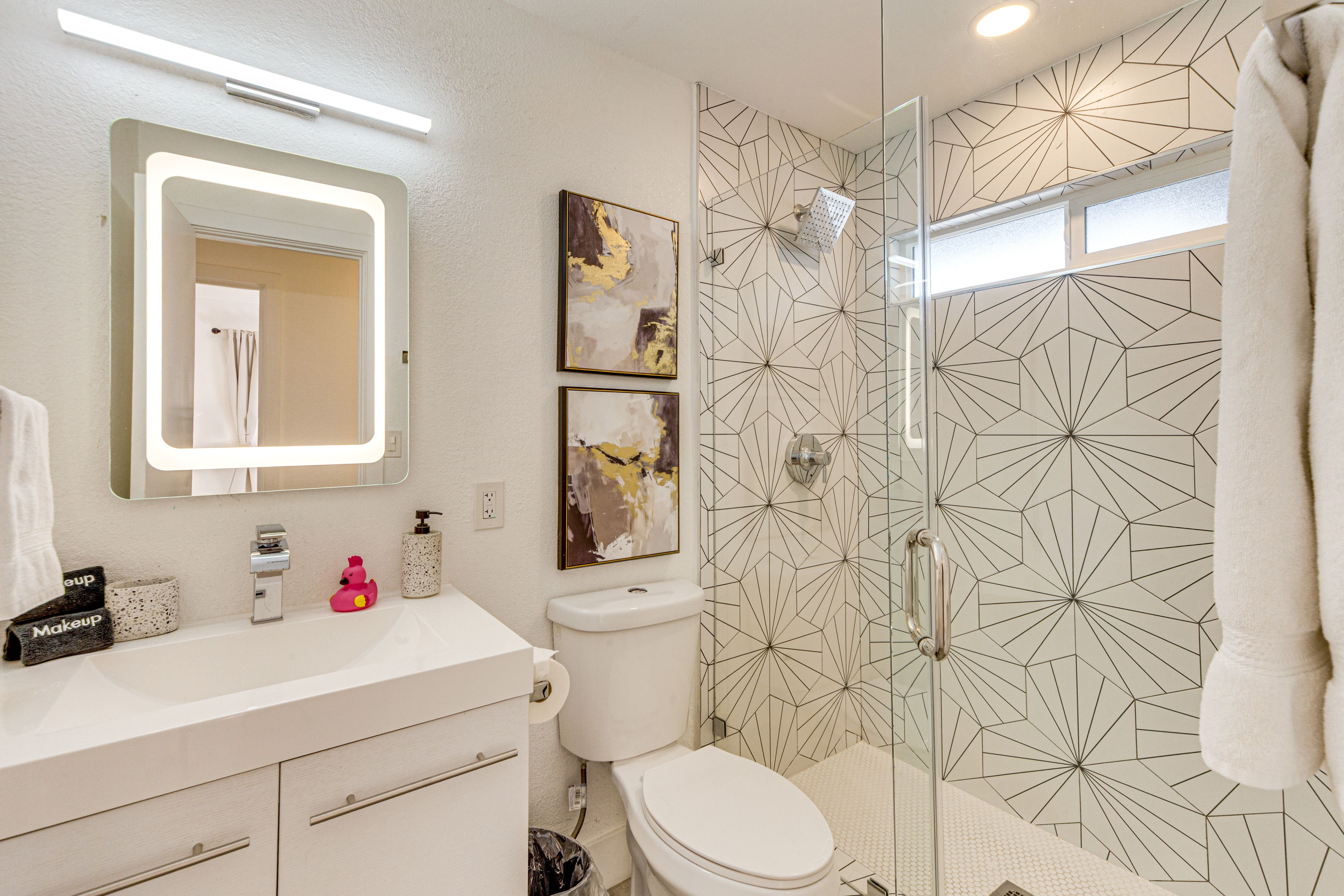 Bathroom | Towels Provided