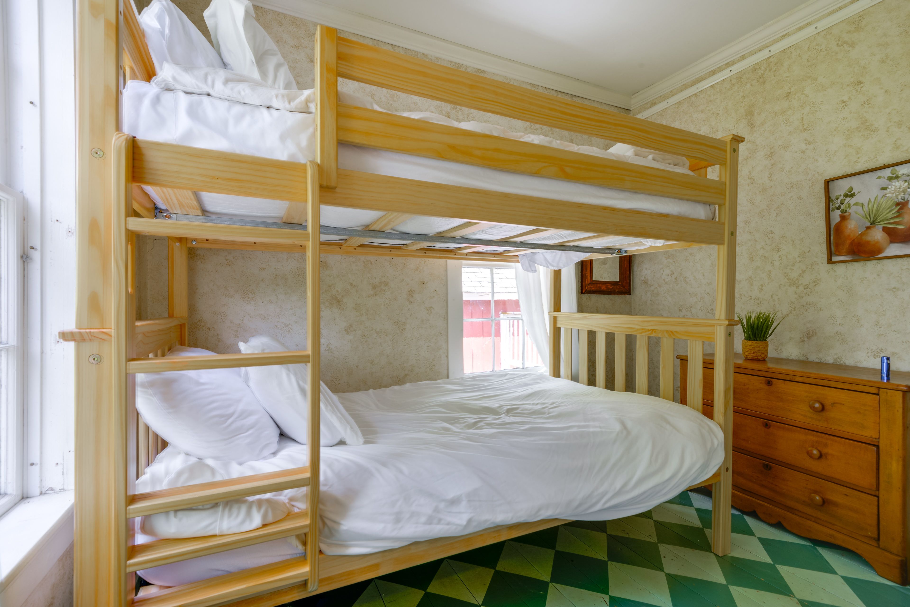 Bedroom 3 | Twin Bunk Bed | 2nd Floor